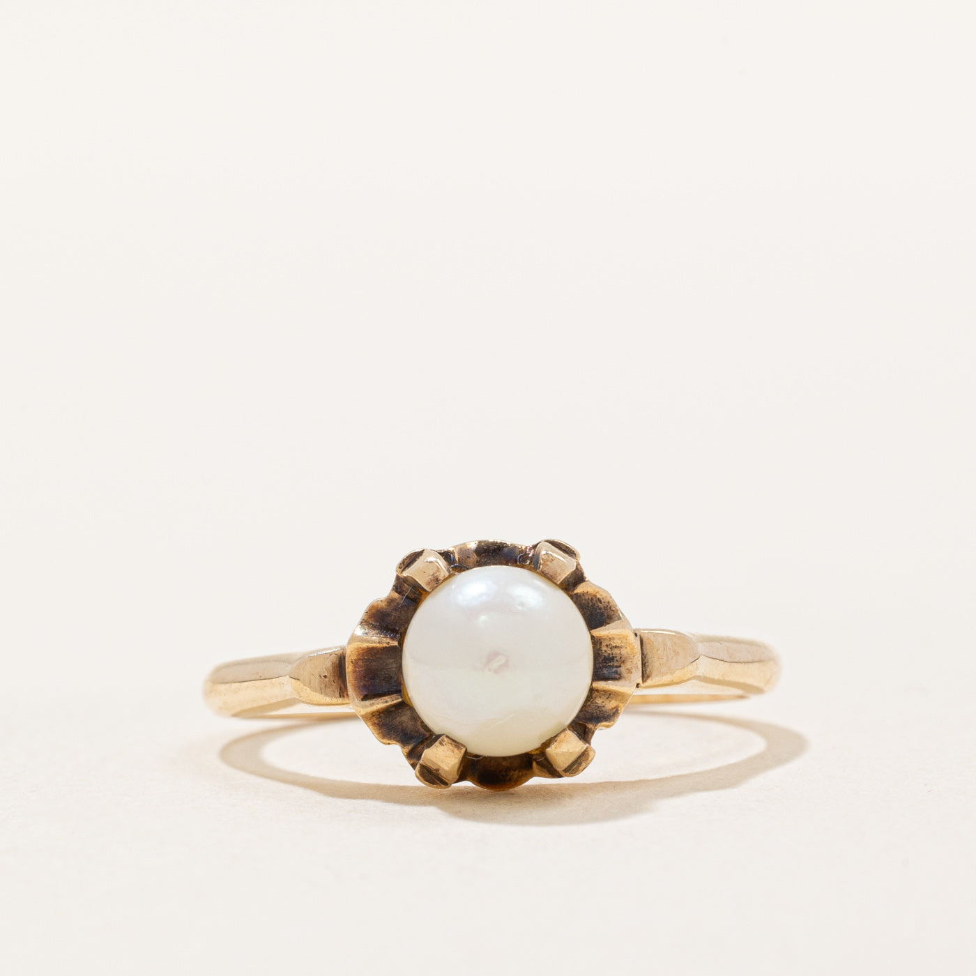 Solitaire Set Pearl Ring | 6.00mm | SZ 5 |