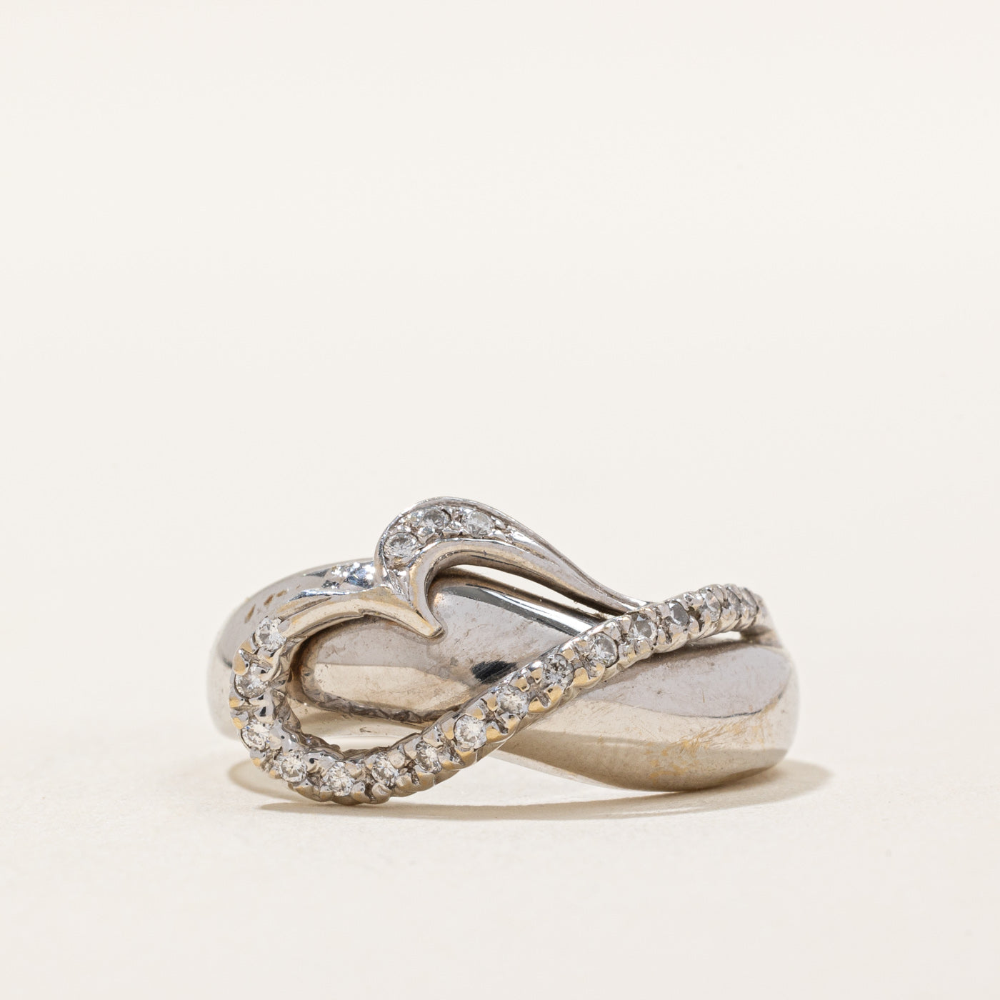 Diamond Heart Ring | 0.19ctw | SZ 6.75 |