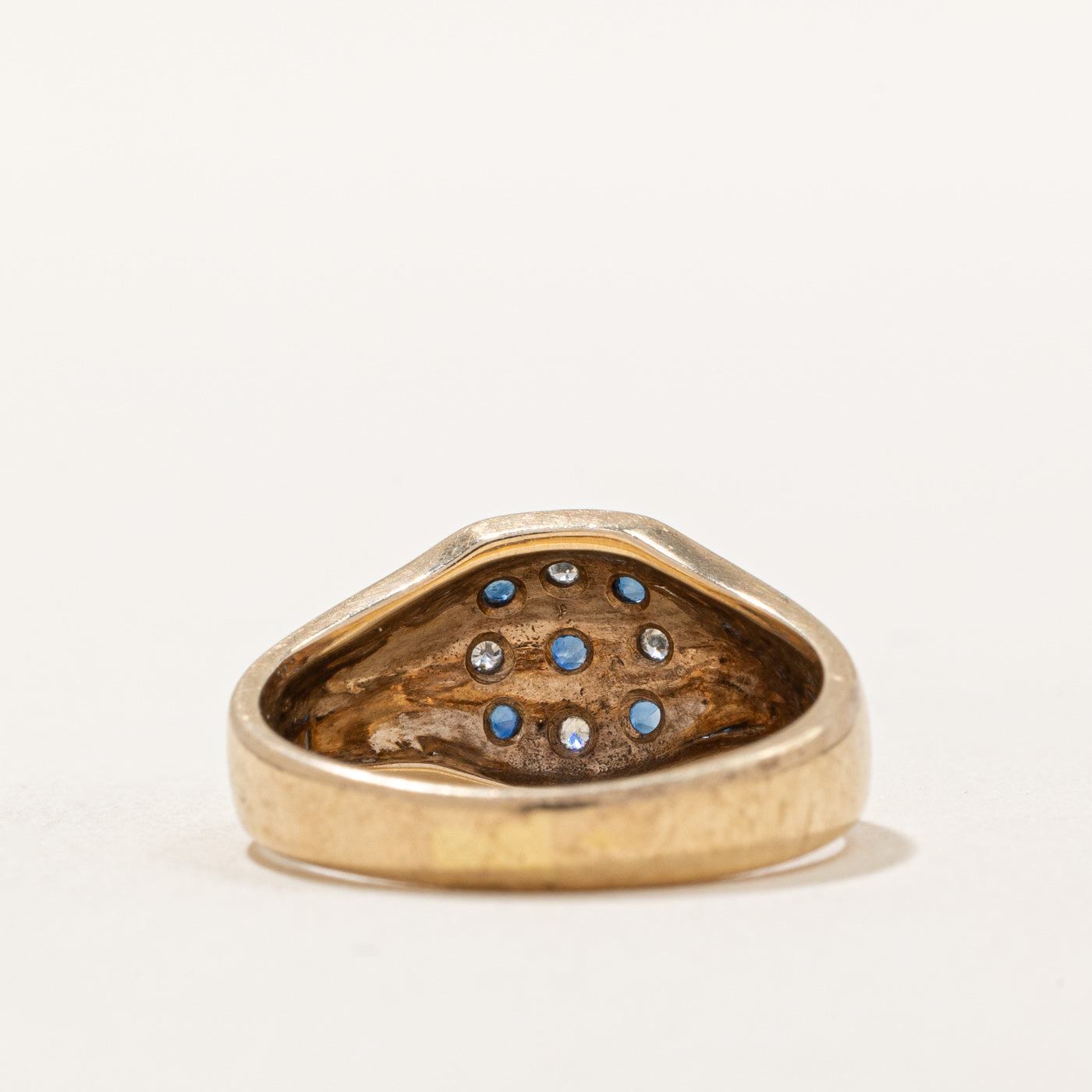 Sapphire & Diamond Illusion Set Ring | 0.08ctw, 0.04ctw | SZ 5 |