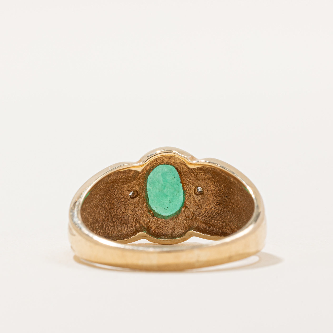 Emerald & Diamond Ring | 0.60ct, 0.02ctw | SZ 7.5 |