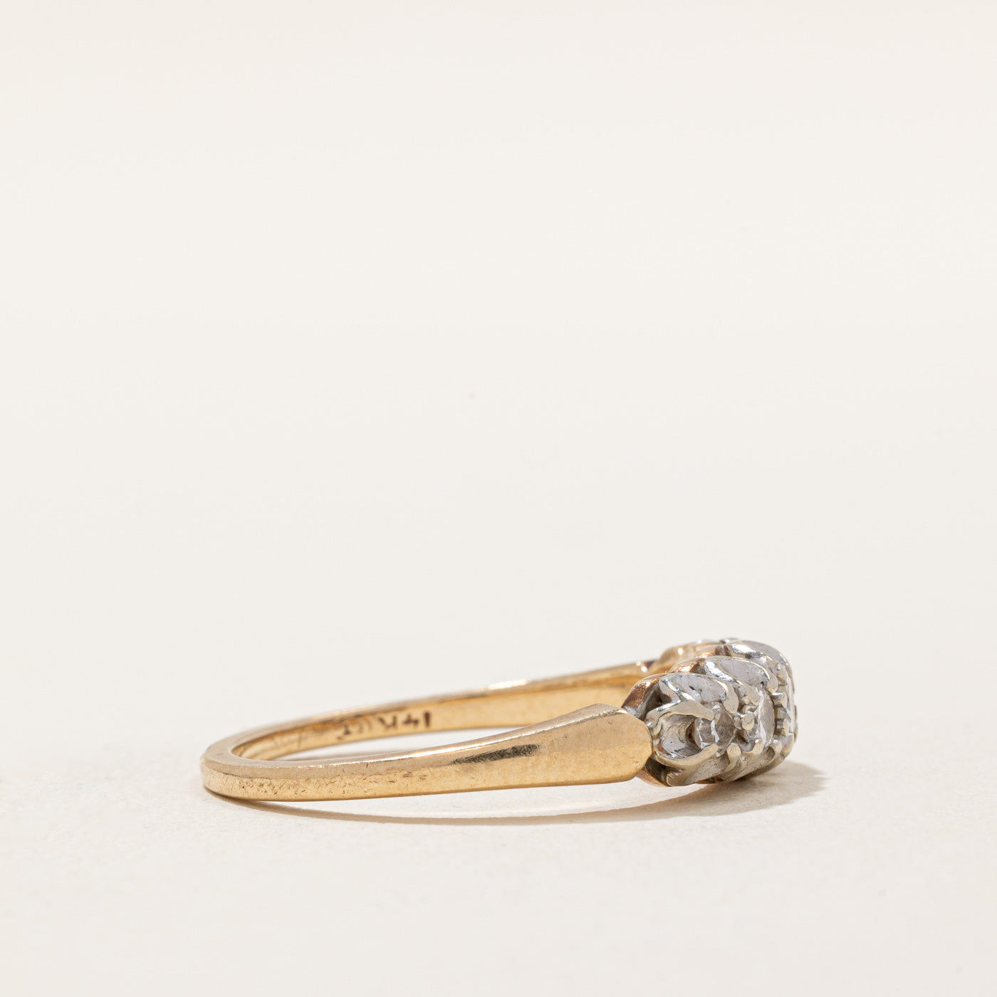 Diamond Ring | 0.28ctw | SZ 7.25 |