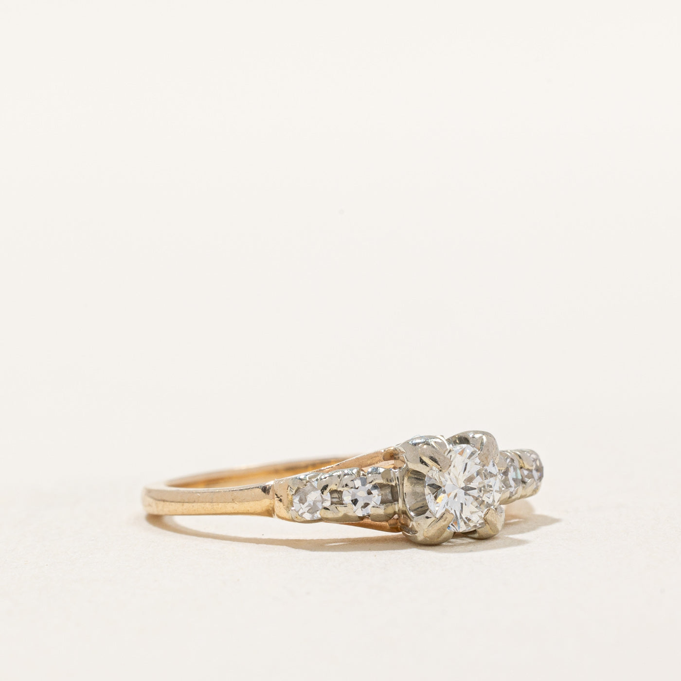 Vintage Diamond Ring | 0.27ctw | SZ 5 |