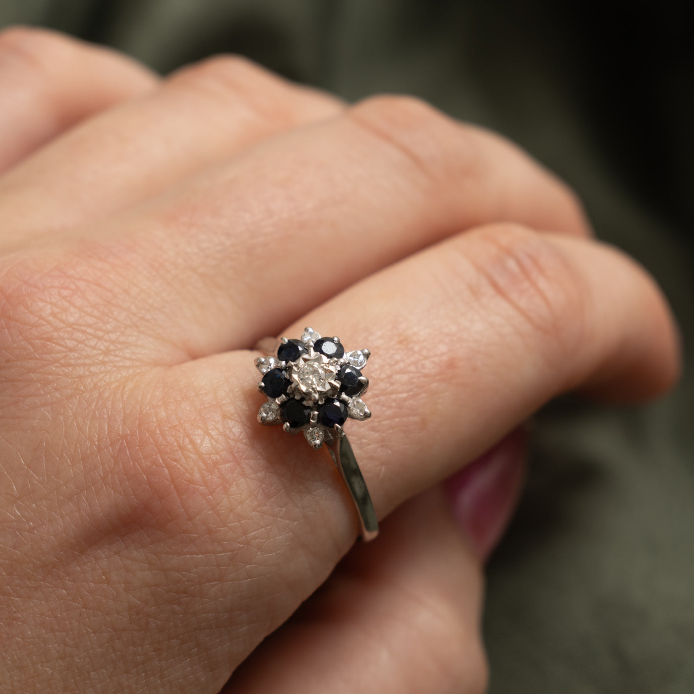 18k Sapphire & Diamond Star Floral Cluster Ring | 0.45ctw, 0.17ctw | SZ 9.75