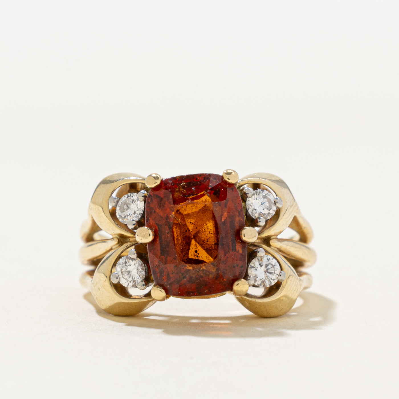 18k Cushion Cut Garnet & Diamond Scalloped Cocktail Ring | 4.00ct, 0.20ctw | SZ 5.5