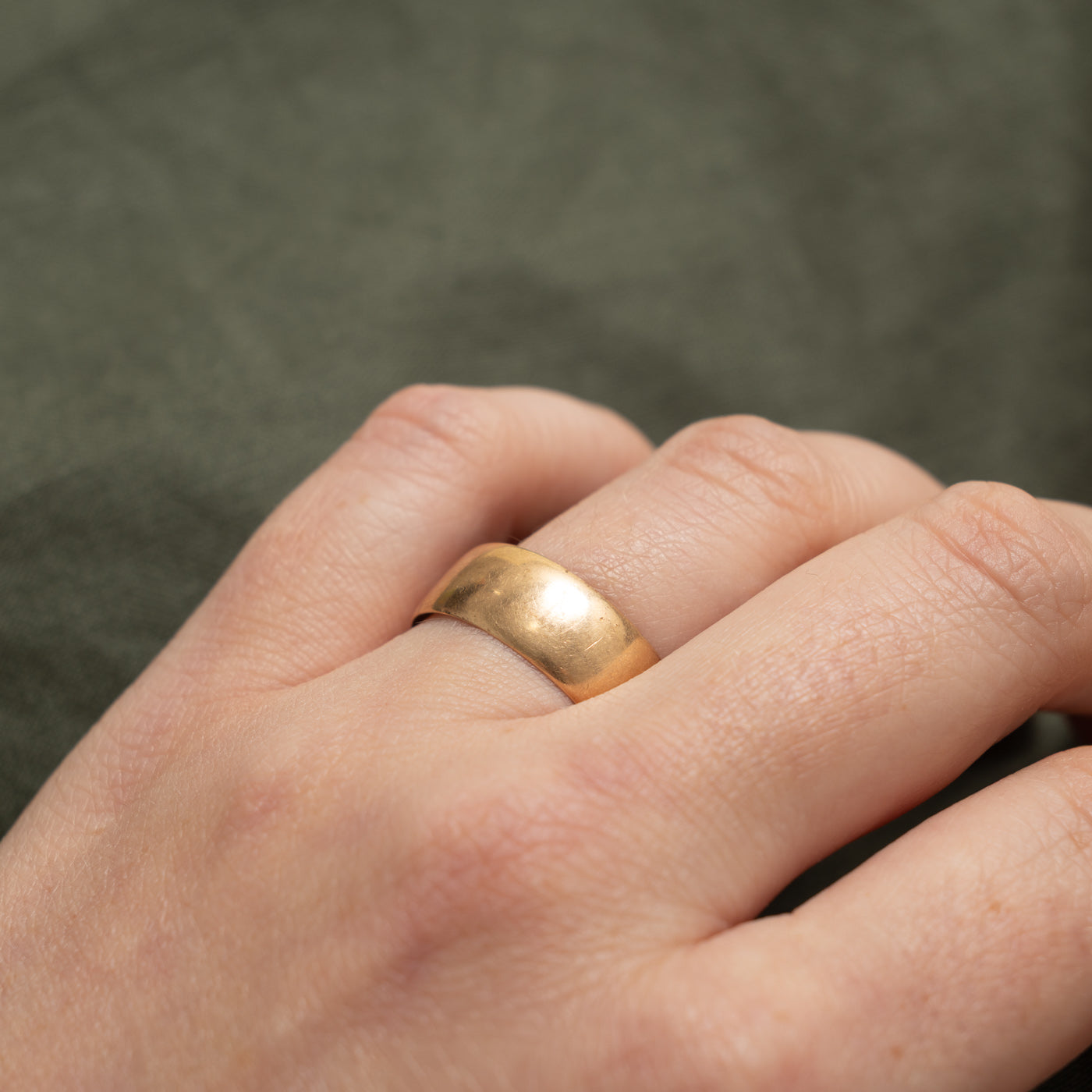 14k Yellow Gold Plain Cigar Band | 7.75mm | SZ 9.25