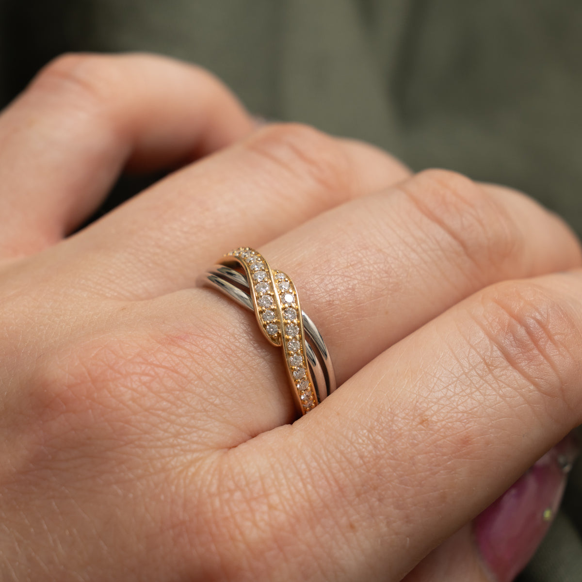 14k Two Tone Pave Set Diamond Wave Crossover Ring | 0.20ctw | SZ 6.75