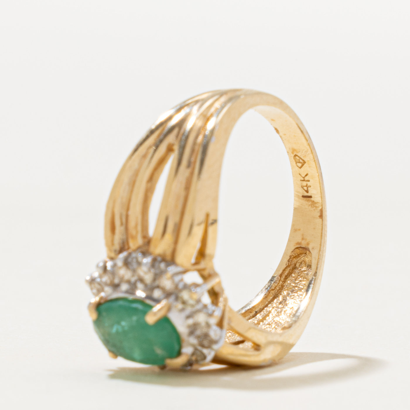 14k Emerald & Diamond Petal Halo Grooved Ring | 0.76ct, 0.14ctw | SZ 5