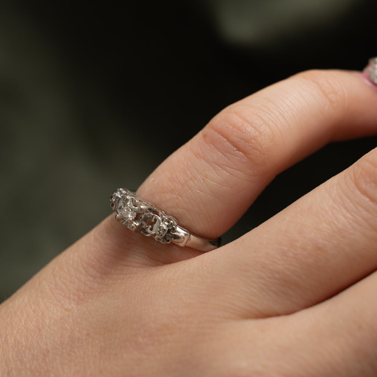 18k Illusion Set Diamond Accented Openwork Ring | 0.08ctw | SZ 4.25