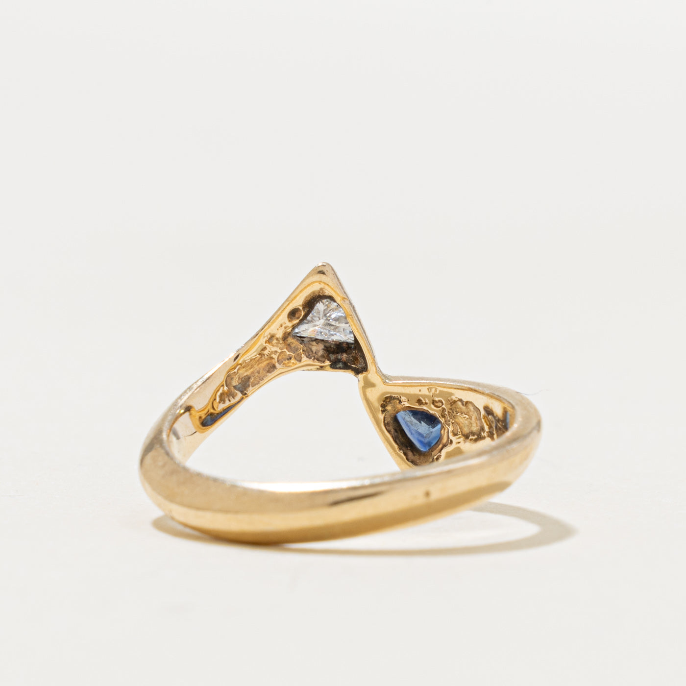 10k Toi et Moi Sapphire & Diamond Triangle Bypass Ring | 0.30ct, 0.10ct | SZ 5.75