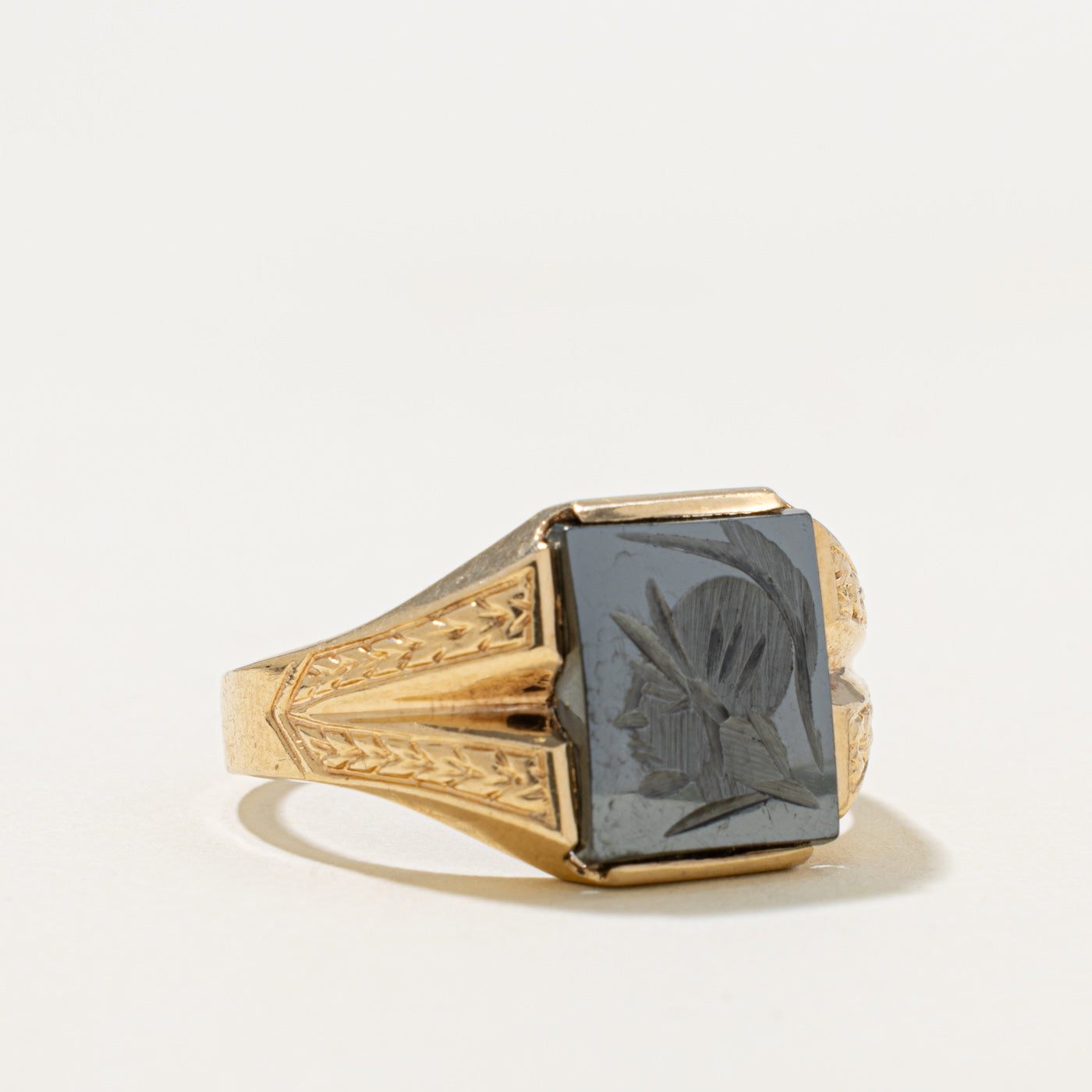 10k Hematite Intaglio Textured Signet Ring | 7.50ct | SZ 11