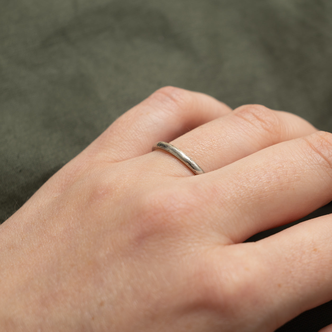 'Orange Blossom' White Gold Hammered Band | 2.05mm | SZ 8