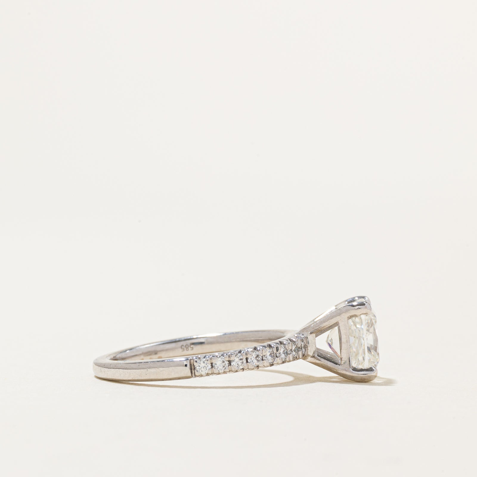 2.52ct GIA-graded Natural Diamond Solitaire Semi Eternity Engagement Ring | GIA 2.52ct VS1 I Excellent Cut | 0.24ctw | SZ 7