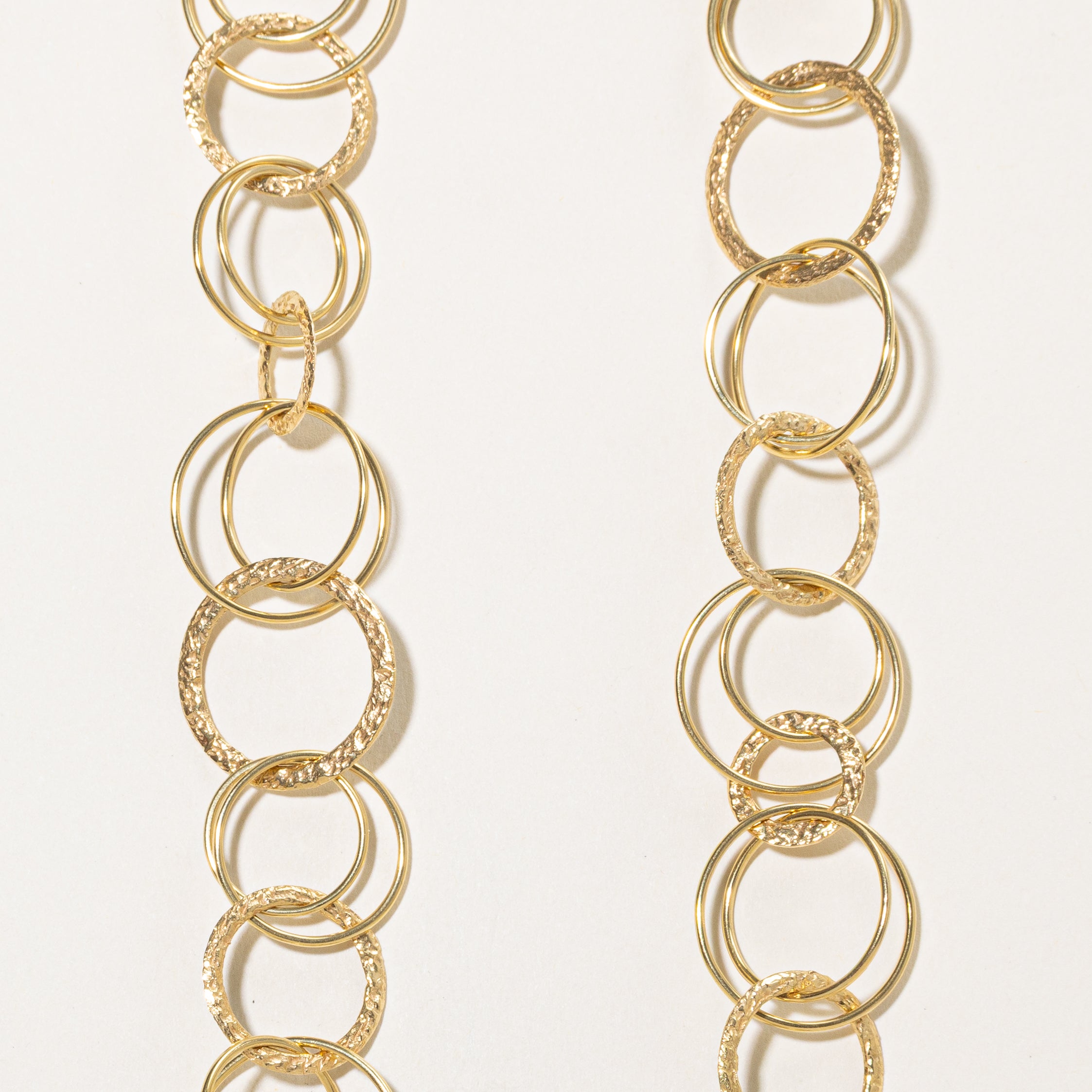 'Birks Cavelti' 18k Diamond Textured Circle Necklace | 0.33ctw
