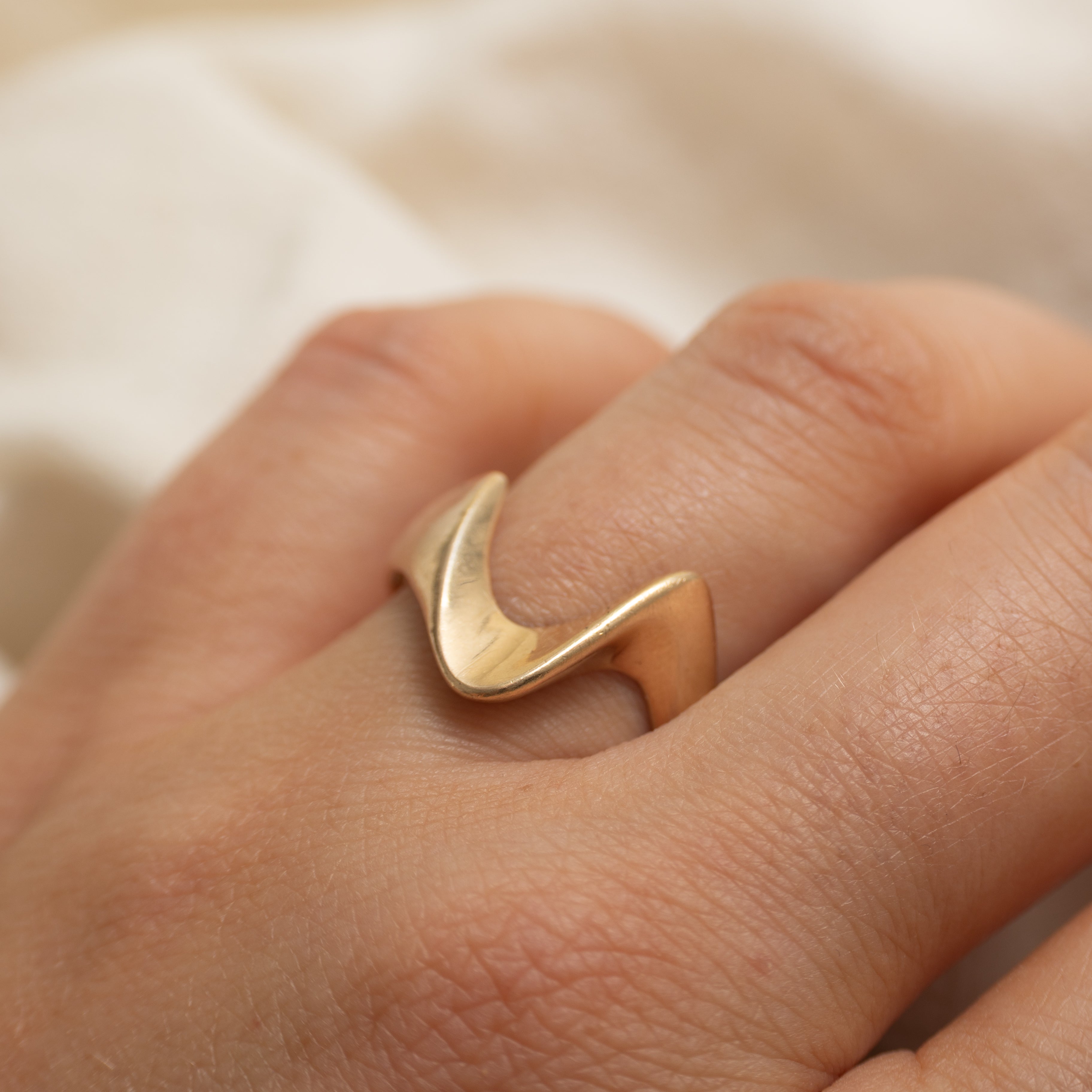 10k Yellow Gold Plain Abstract Chevron Ring | SZ 8.5