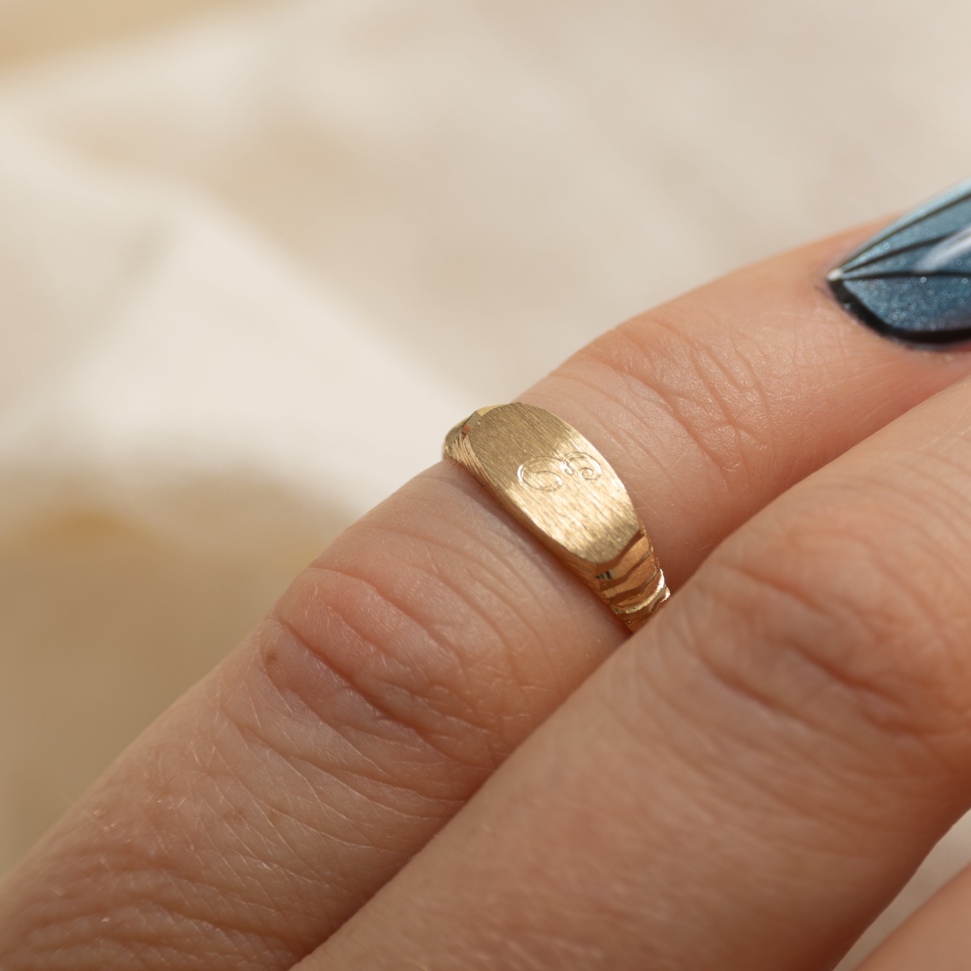 10k Yellow Gold Fluted "E" Initialized Pinky Signet Ring | SZ 1.75