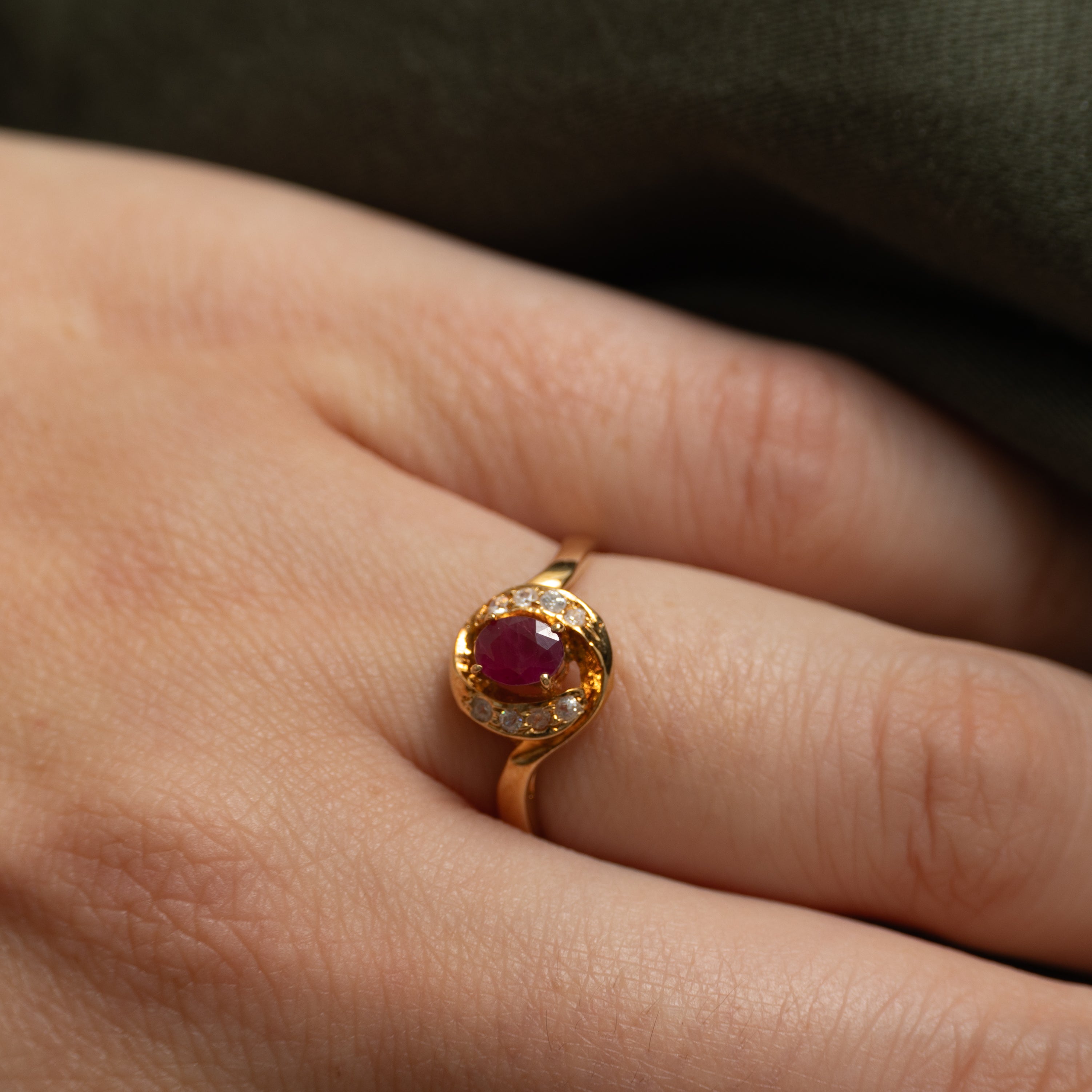 18k Ruby & Zircon Halo Swirl Ring | 0.36ct, 0.08ctw | SZ 6