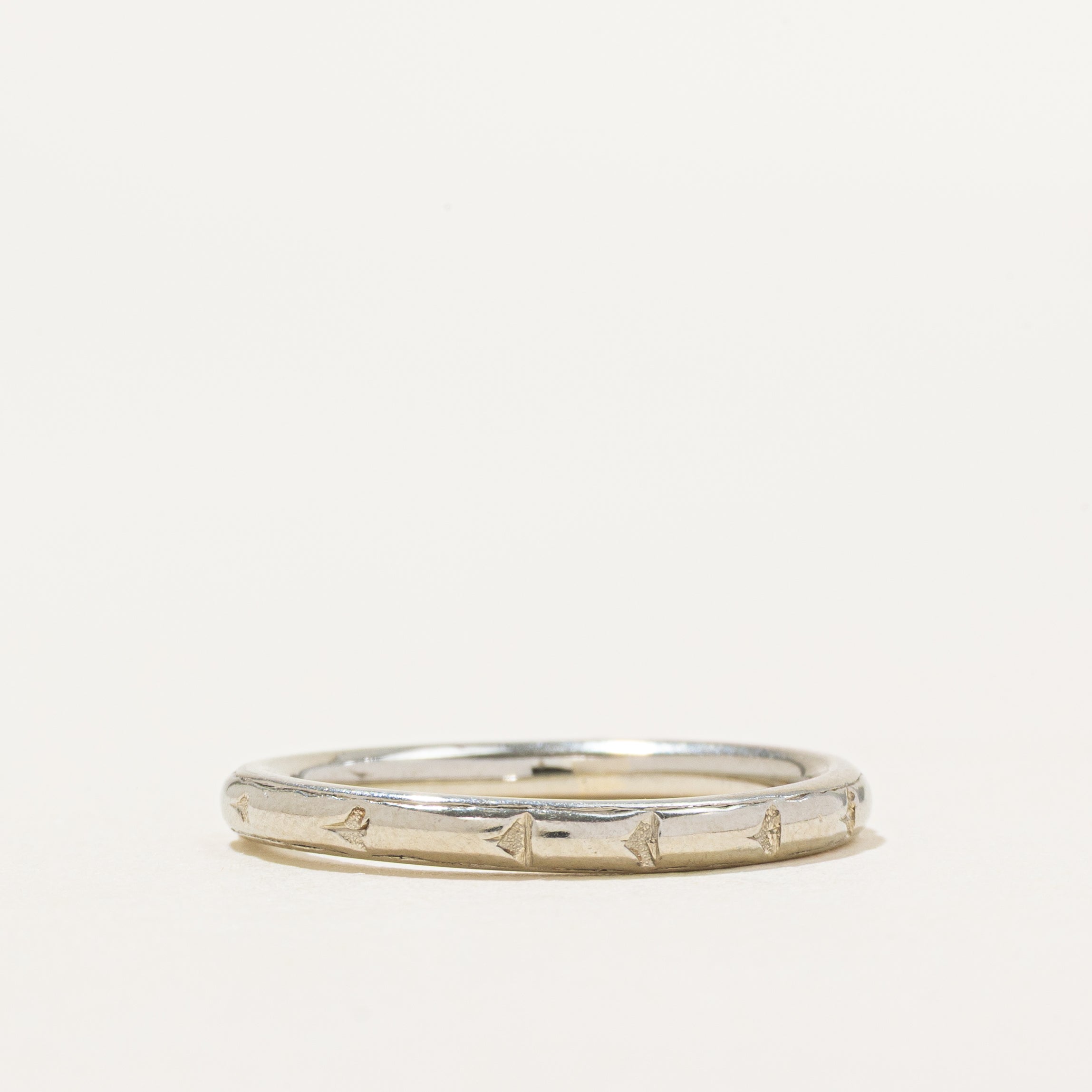 18K White Gold Textured Band | 2.3mm | SZ 6.25