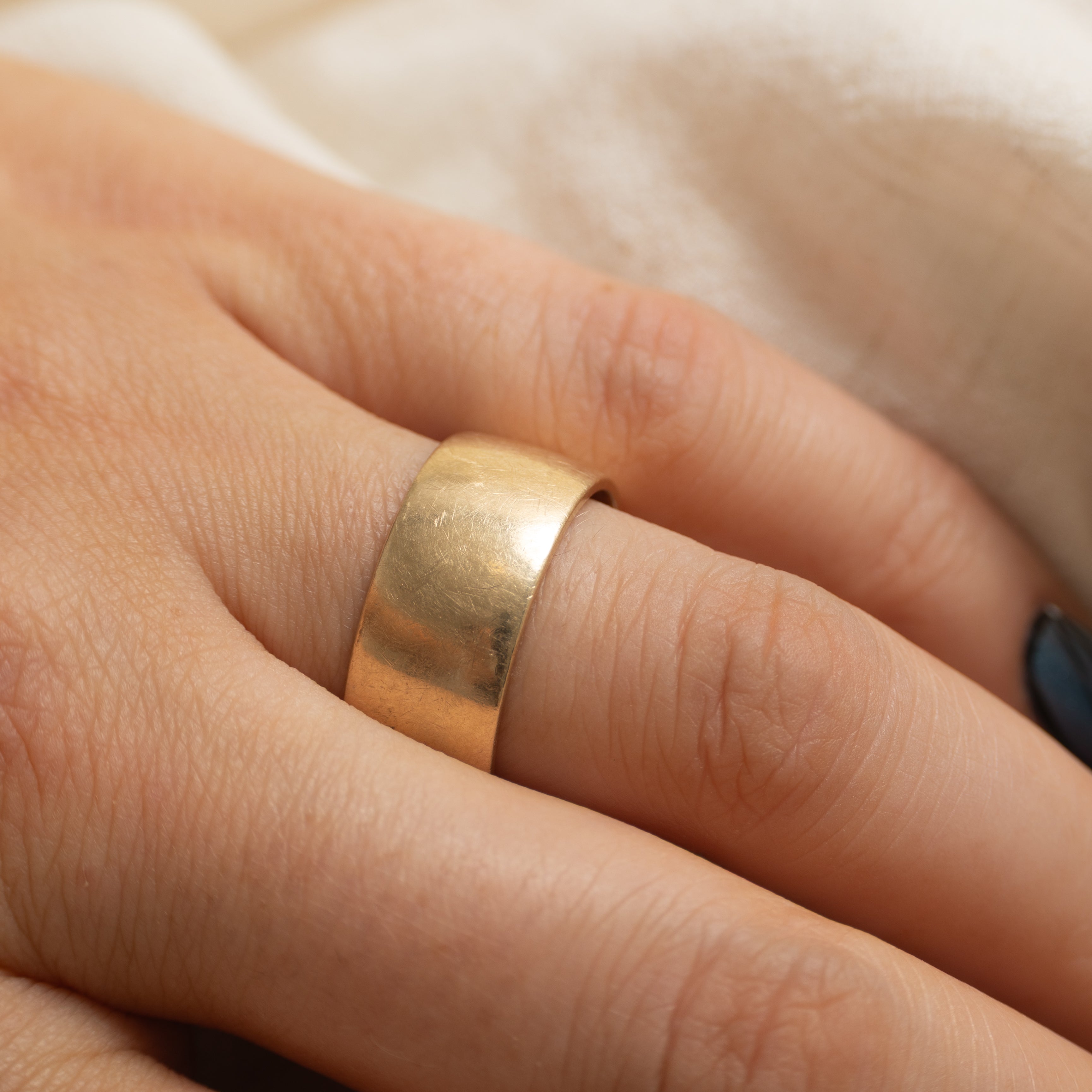 10K Yellow Gold Cigar Band | 9mm | SZ 8.75