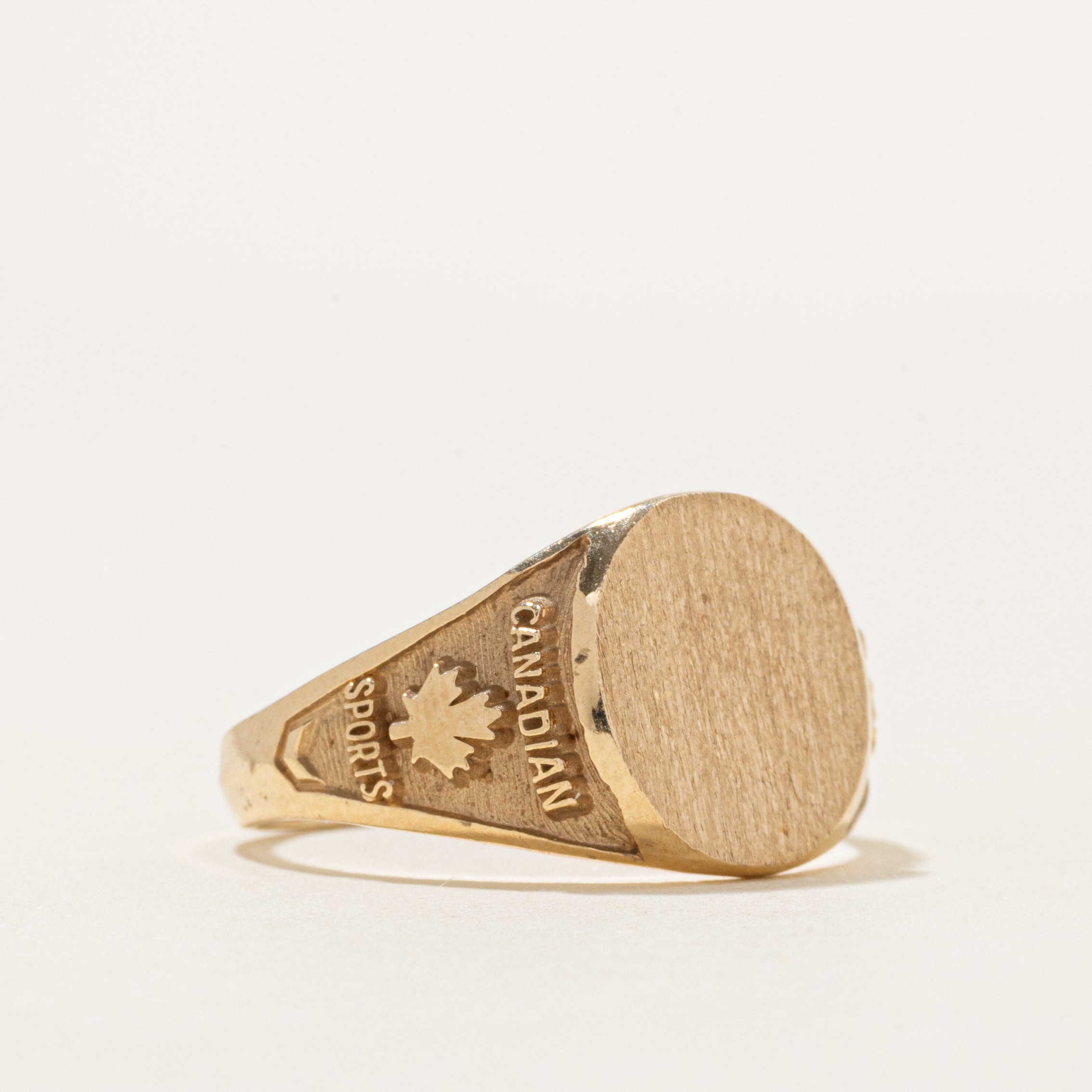 10K "Canadian Sports" Skiing Signet Ring | SZ 10