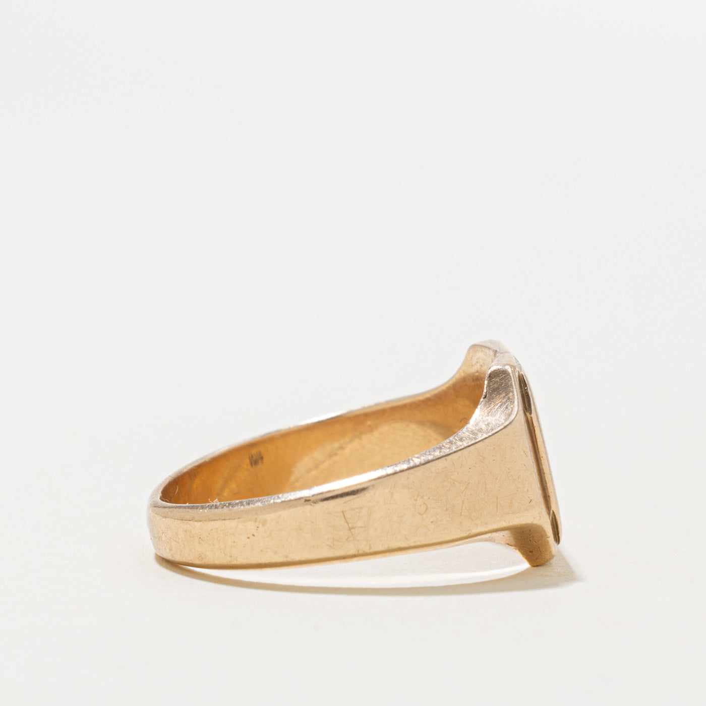 10k Yellow Gold "E" Initial Signet Ring | SZ 9.75