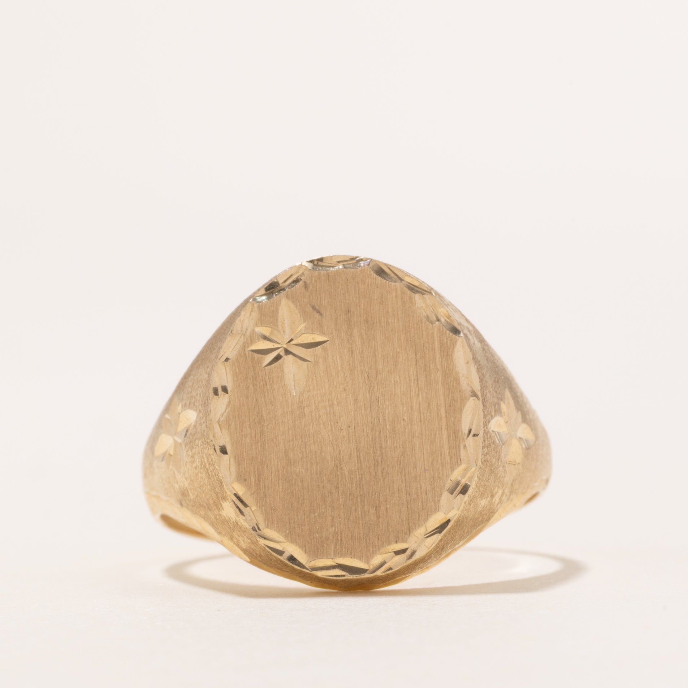 10K Yellow Gold Signet Ring with Star Motif | SZ 10