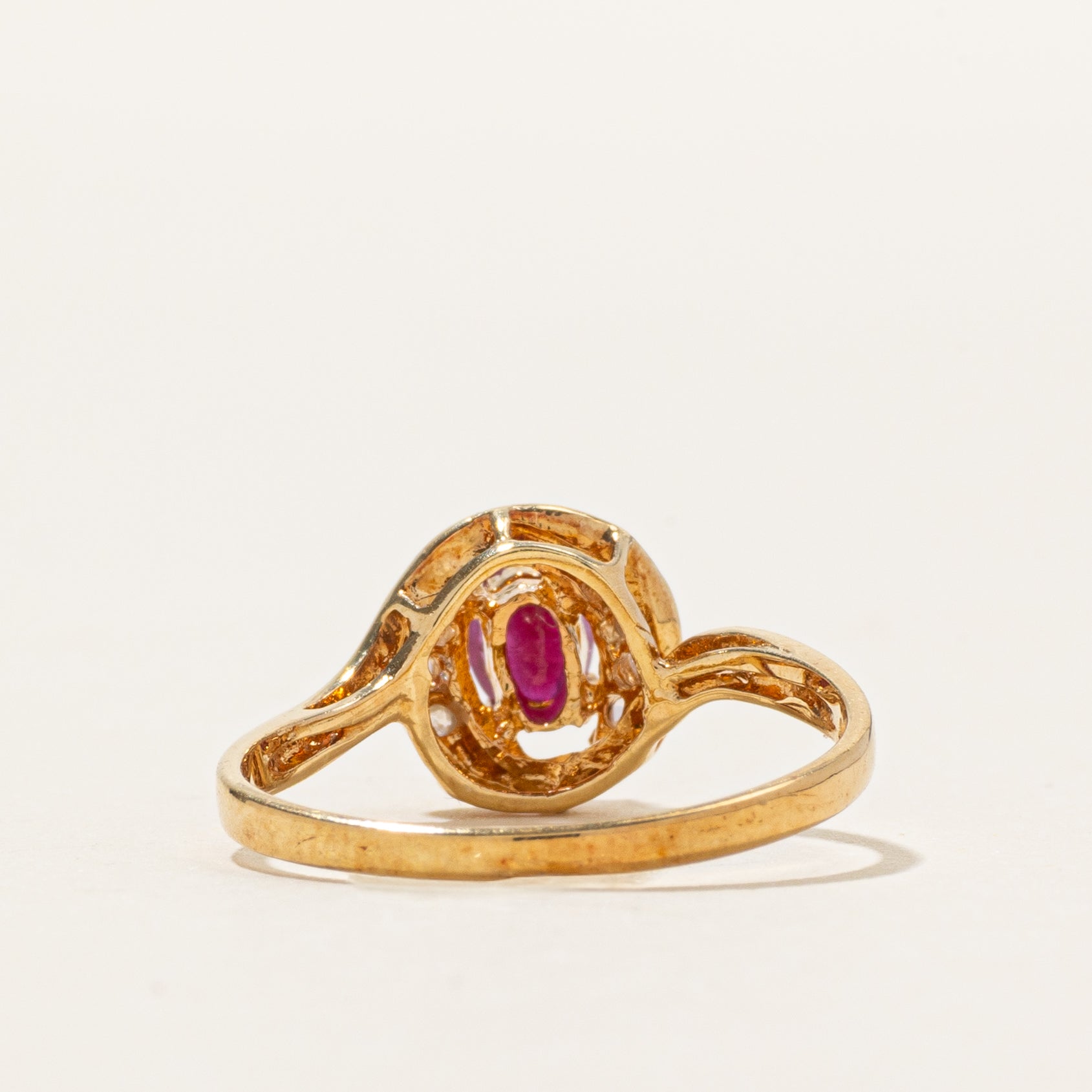 18k Ruby & Zircon Halo Swirl Ring | 0.36ct, 0.08ctw | SZ 6