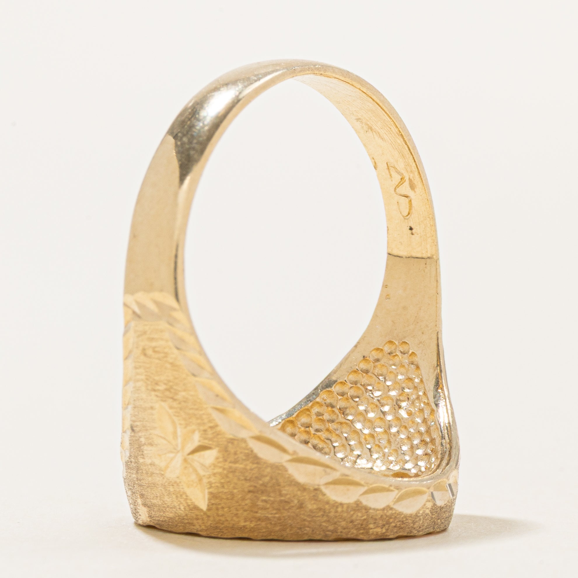 10K Yellow Gold Signet Ring with Star Motif | SZ 10