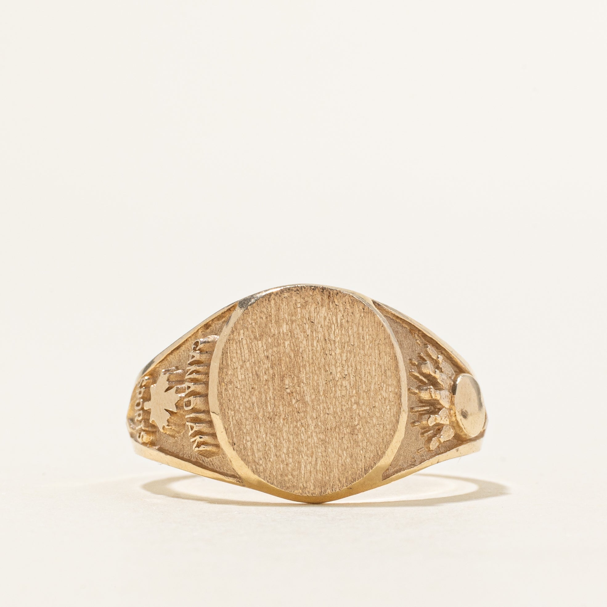 10k "Canadian Sports" Bowling Signet Ring | SZ 10