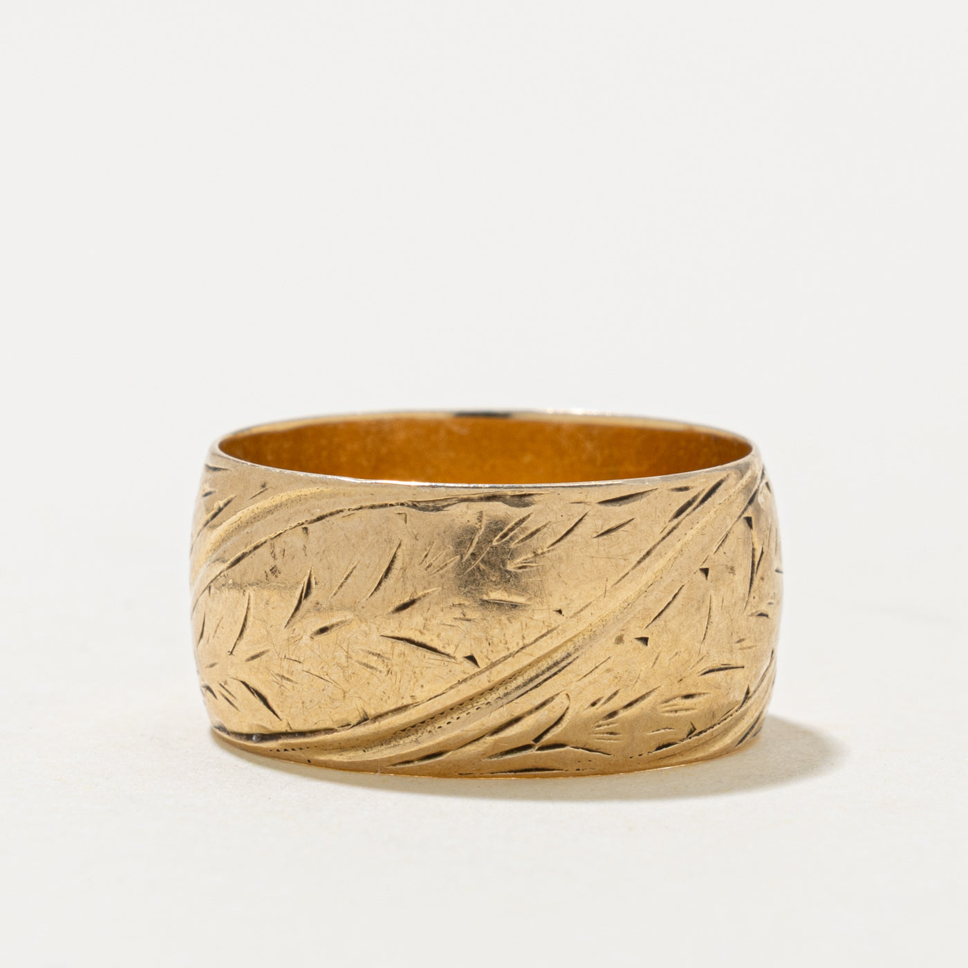 10k Yellow Gold Leaf Engraved Cigar Band | 9.80mm | SZ 7.75