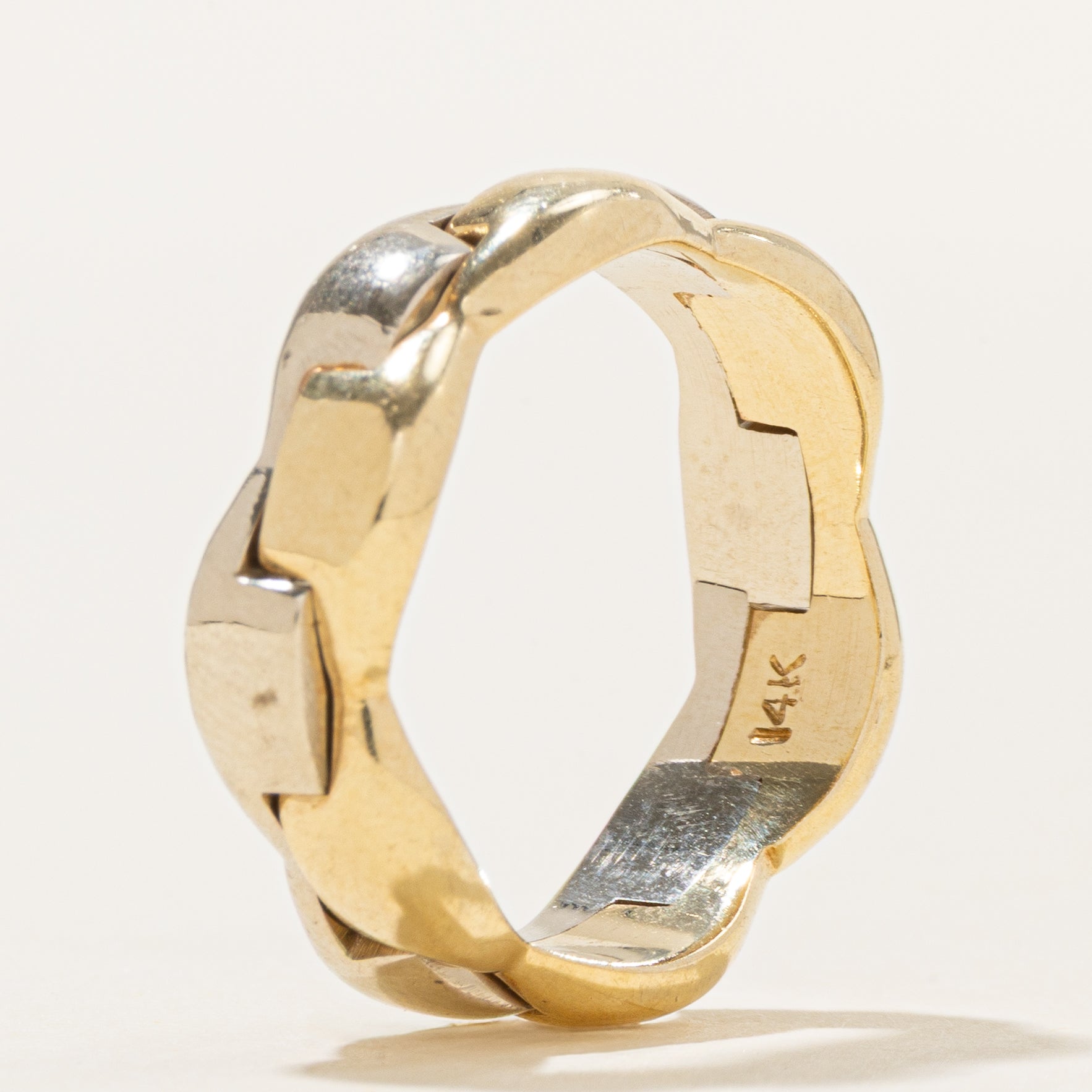 14K Two Tone Gold Interlocking Pattern Ring | 6.75mm | SZ 7