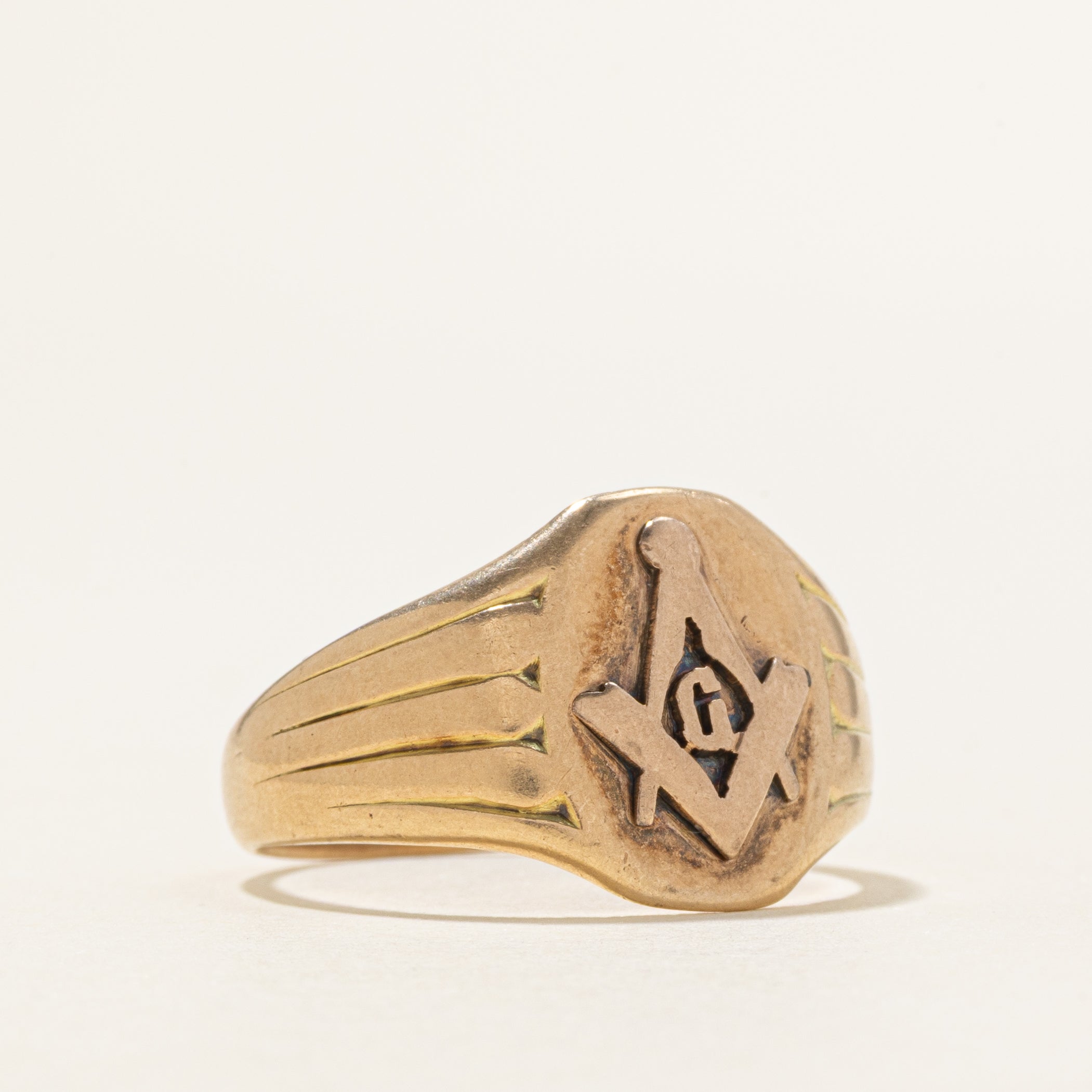 Vintage 14K Yellow Gold Masonic Signet Ring | SZ 7