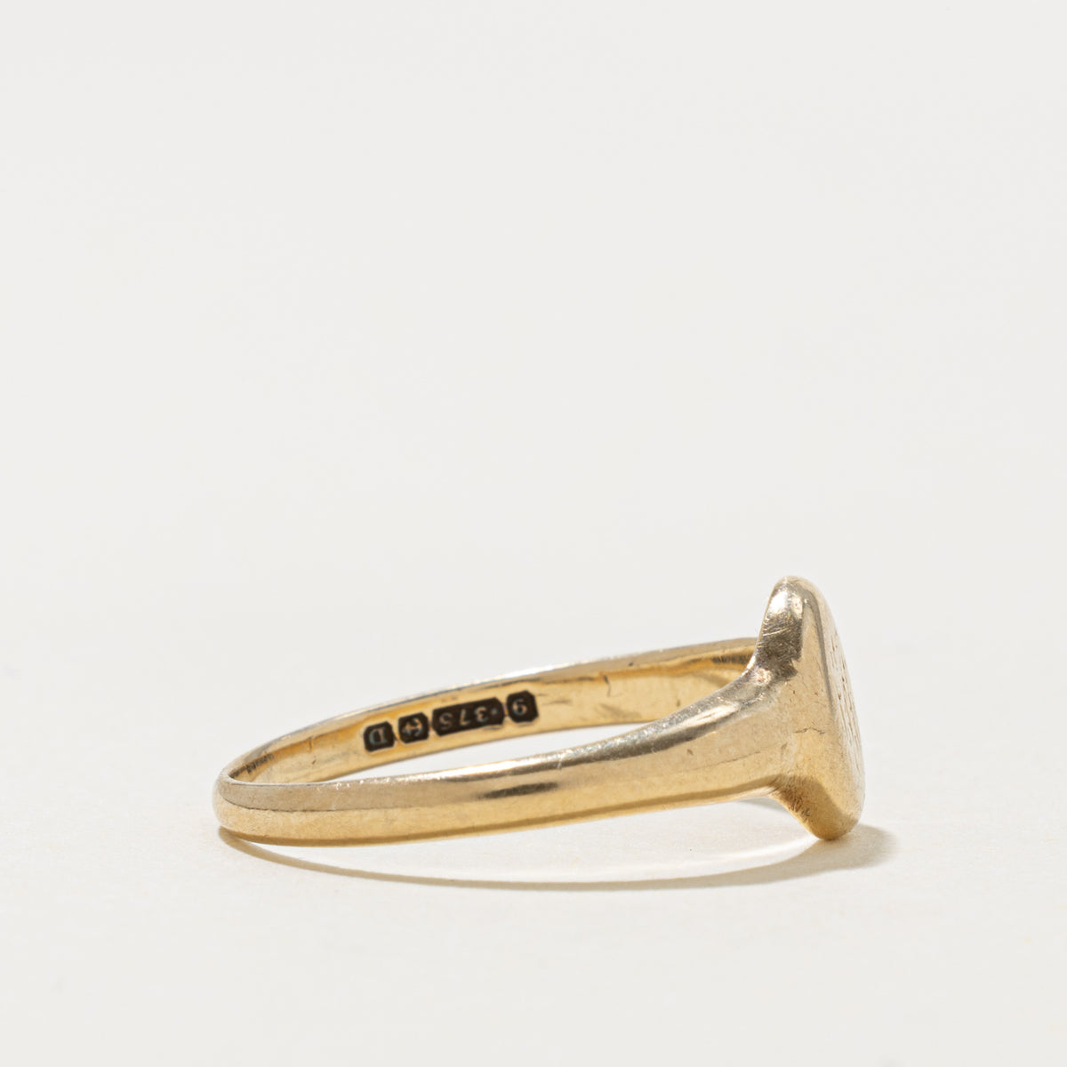 1928 Birmingham 9k Yellow Gold Engraved Signet Ring | SZ 7.25