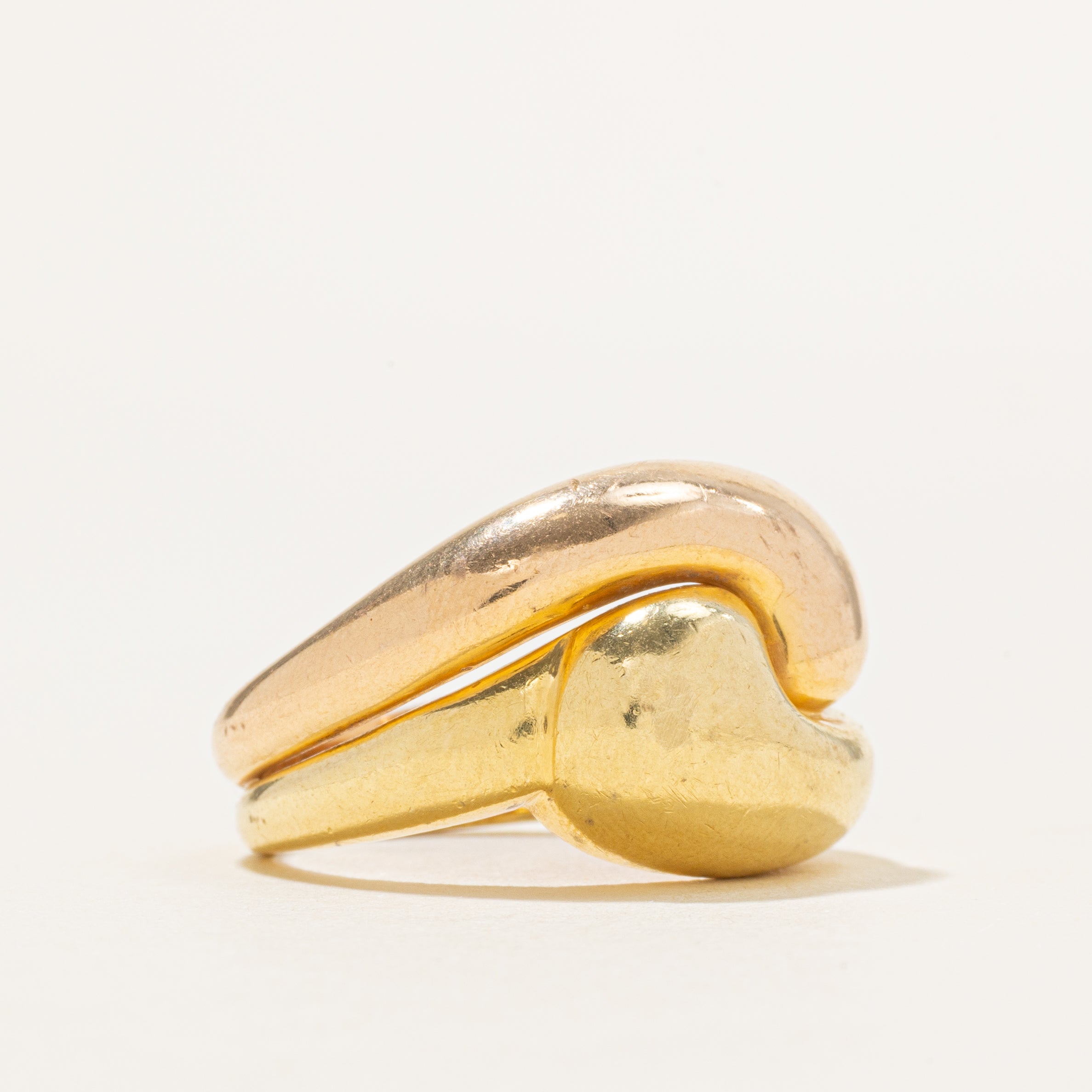 18K Italian Cross Over Chunky Ring | SZ 7.25