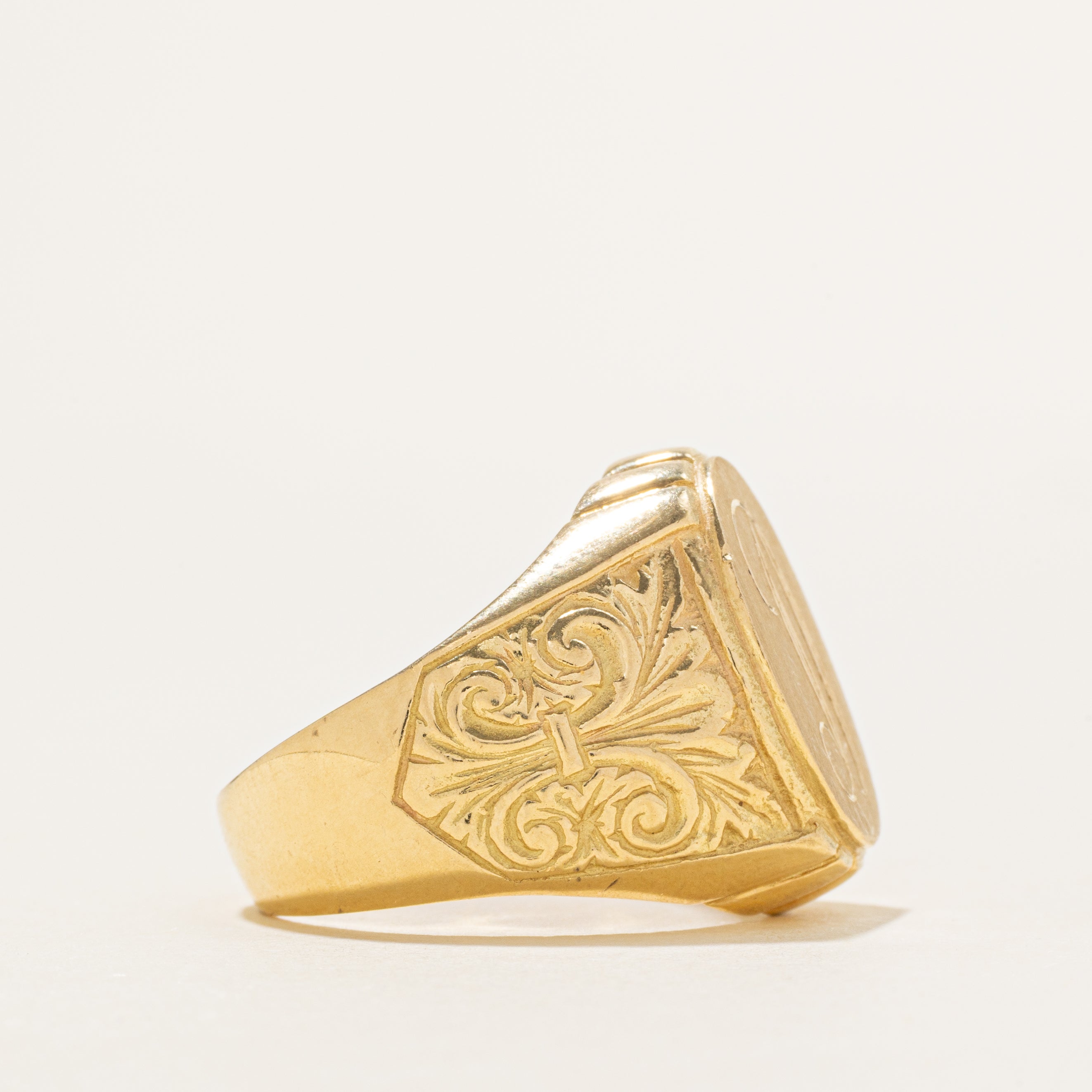 18k Yellow Gold "D" Initial Ornate Signet Ring | SZ 9.5