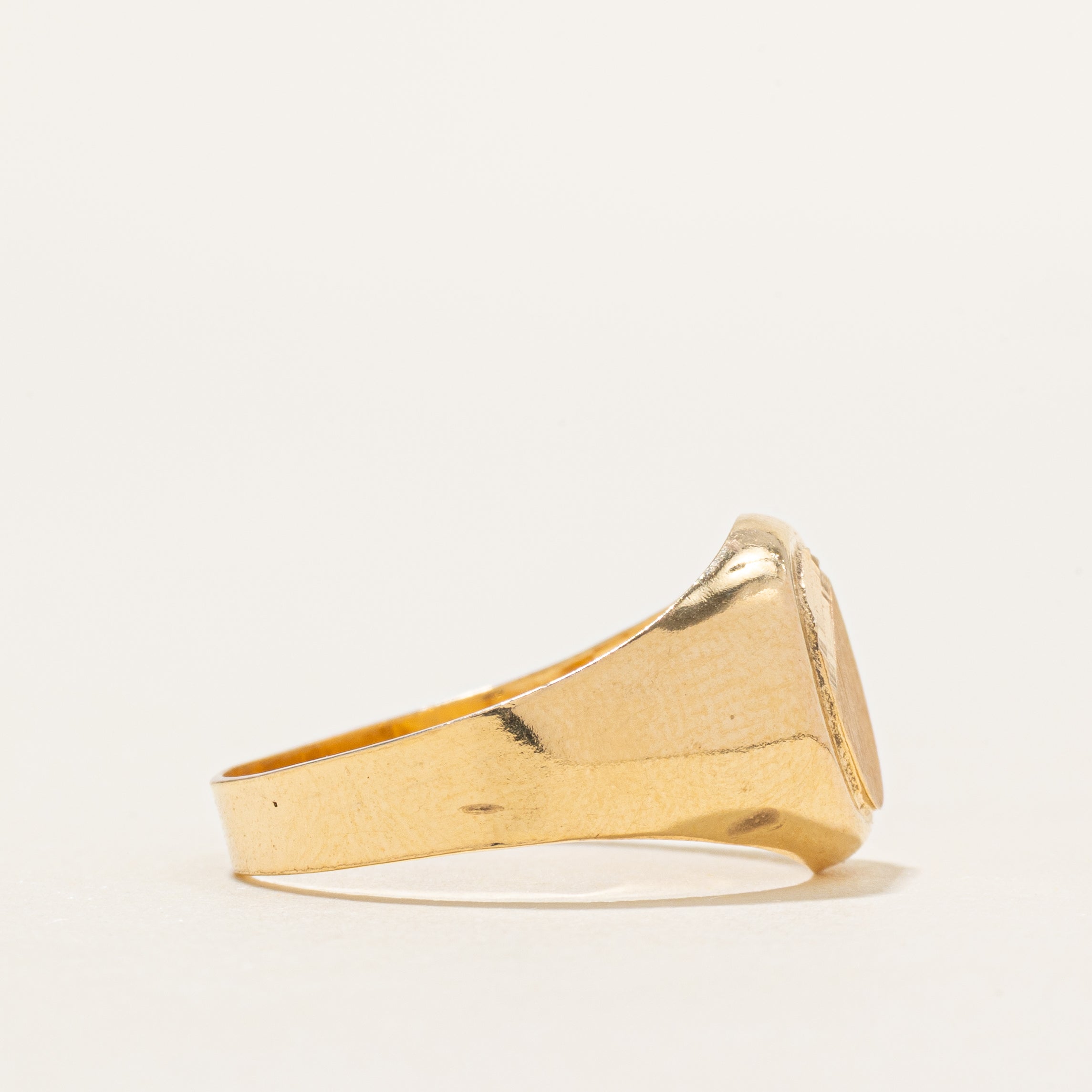 18k Yellow Gold Textured Signet Ring | SZ 7.75