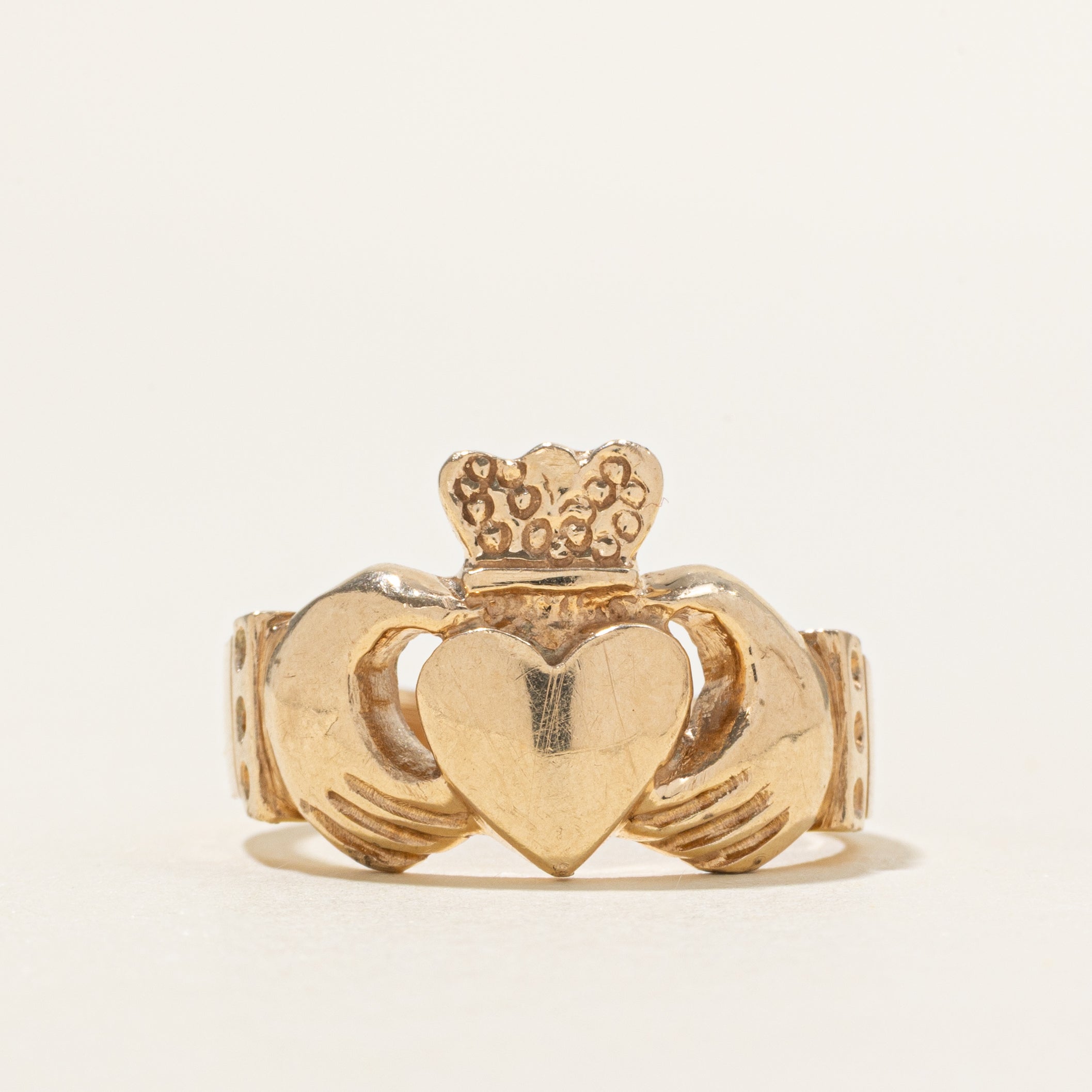 10k Yellow Gold Claddagh Ring | SZ 8.5