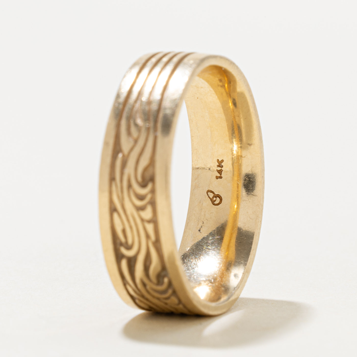 14k Yellow Gold Engraved Wave Band | 7.00mm | SZ 10.25