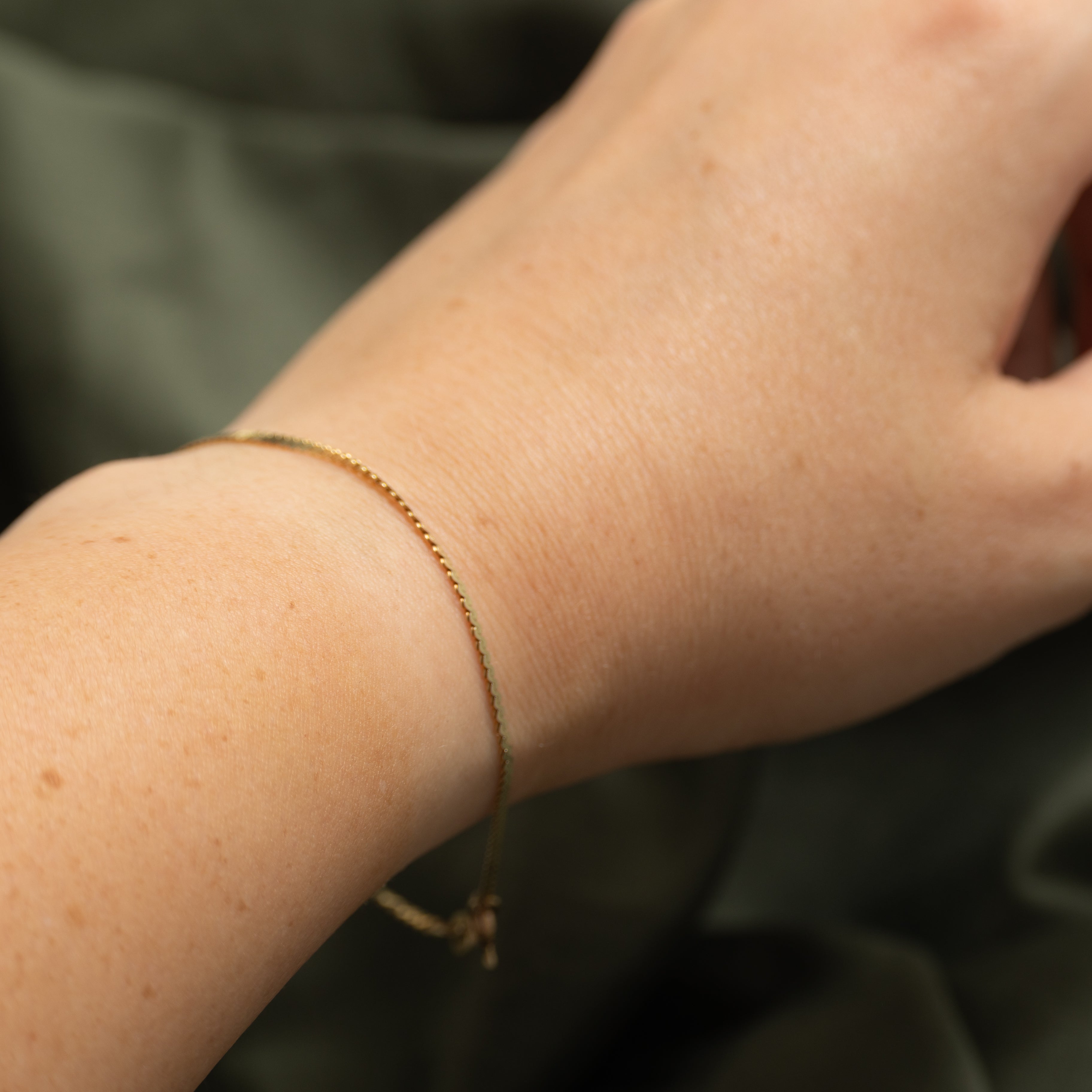 14k Yellow Gold S Link Bracelet | 7"