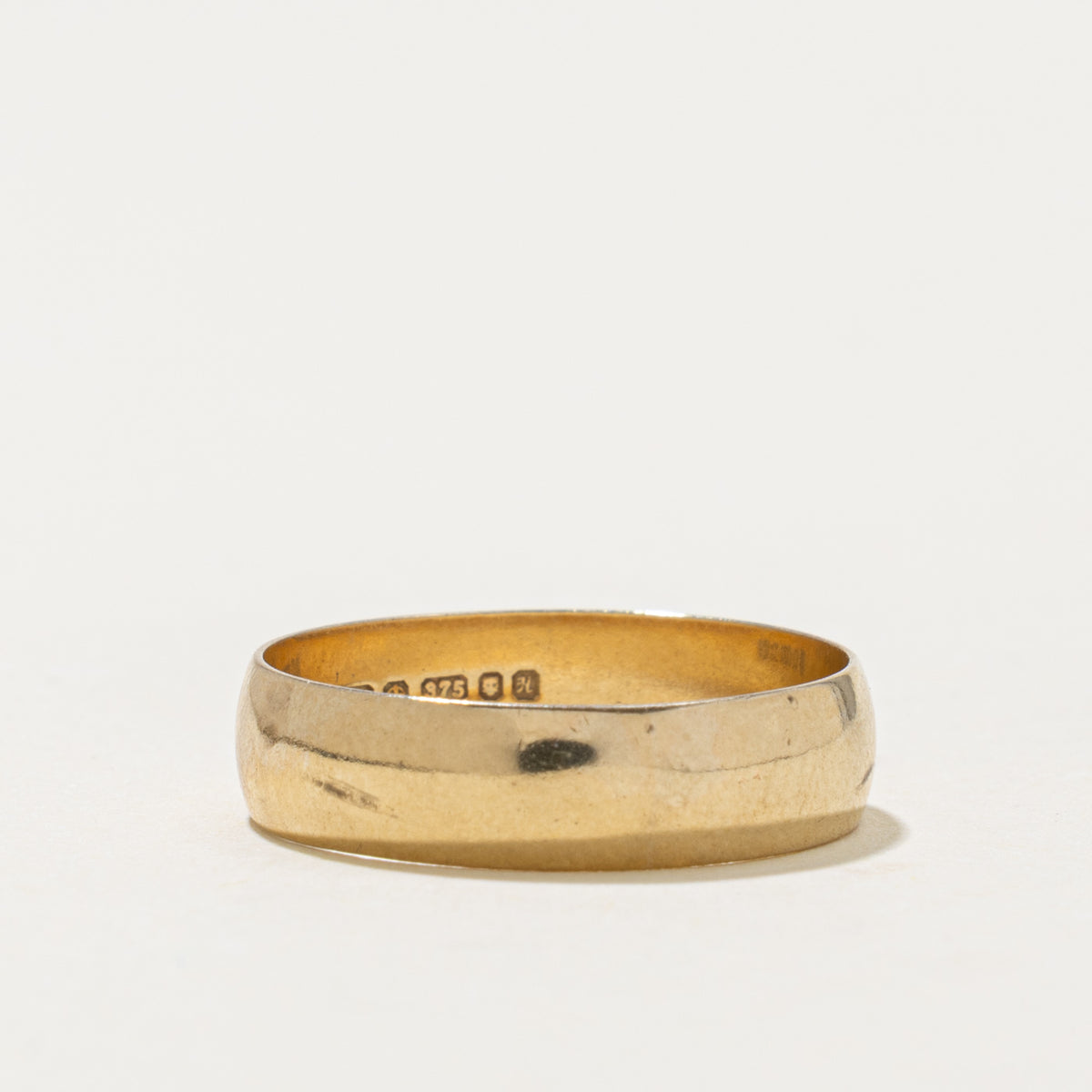 1982 London 9k Yellow Gold Band | 4.80mm | SZ 6.5