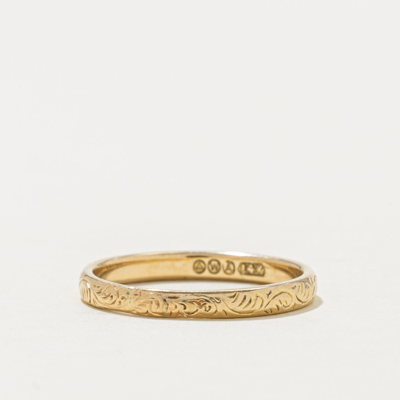 14k Yellow Gold Engraved Scrollwork Band | 2.45mm | SZ 6.5