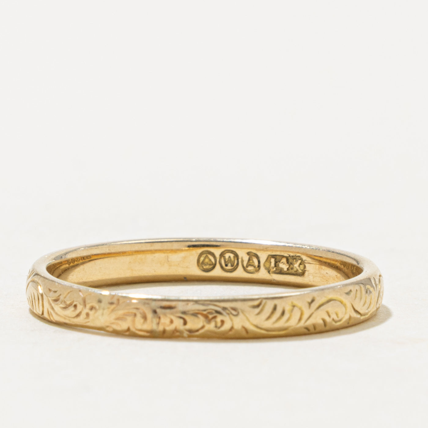 14k Yellow Gold Engraved Scrollwork Band | 2.45mm | SZ 6.5