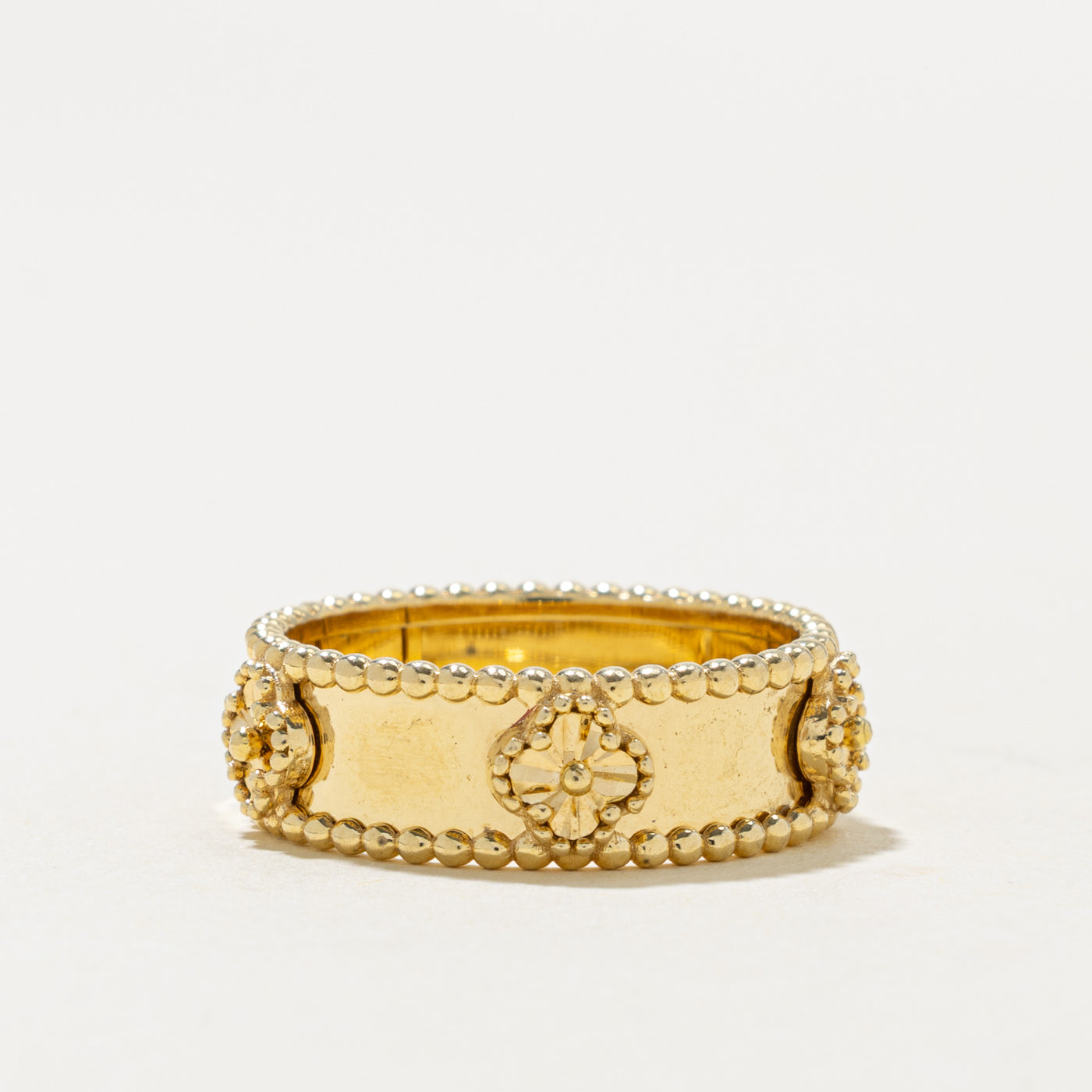 18k Yellow Gold Clover Patterned Beaded Band | 7.05mm | SZ 7.5