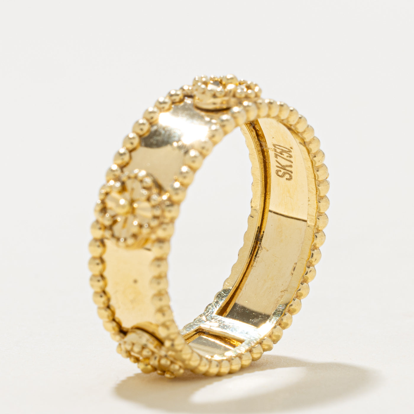 18k Yellow Gold Clover Patterned Beaded Band | 7.05mm | SZ 7.5