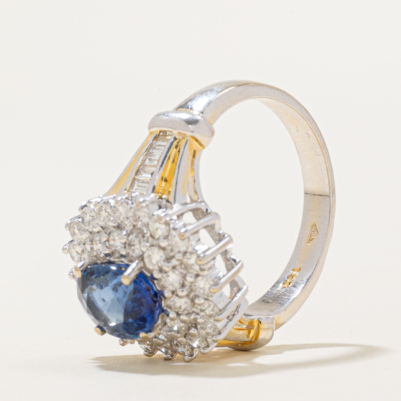 2.00ct Unheated Sapphire & Diamond Ring | 2.00ct | 3.09ctw | SZ 7