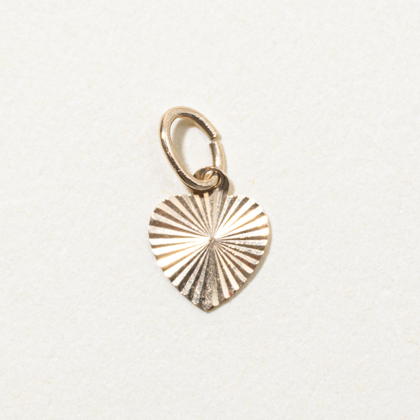 10k Yellow Gold Radial Heart Charm