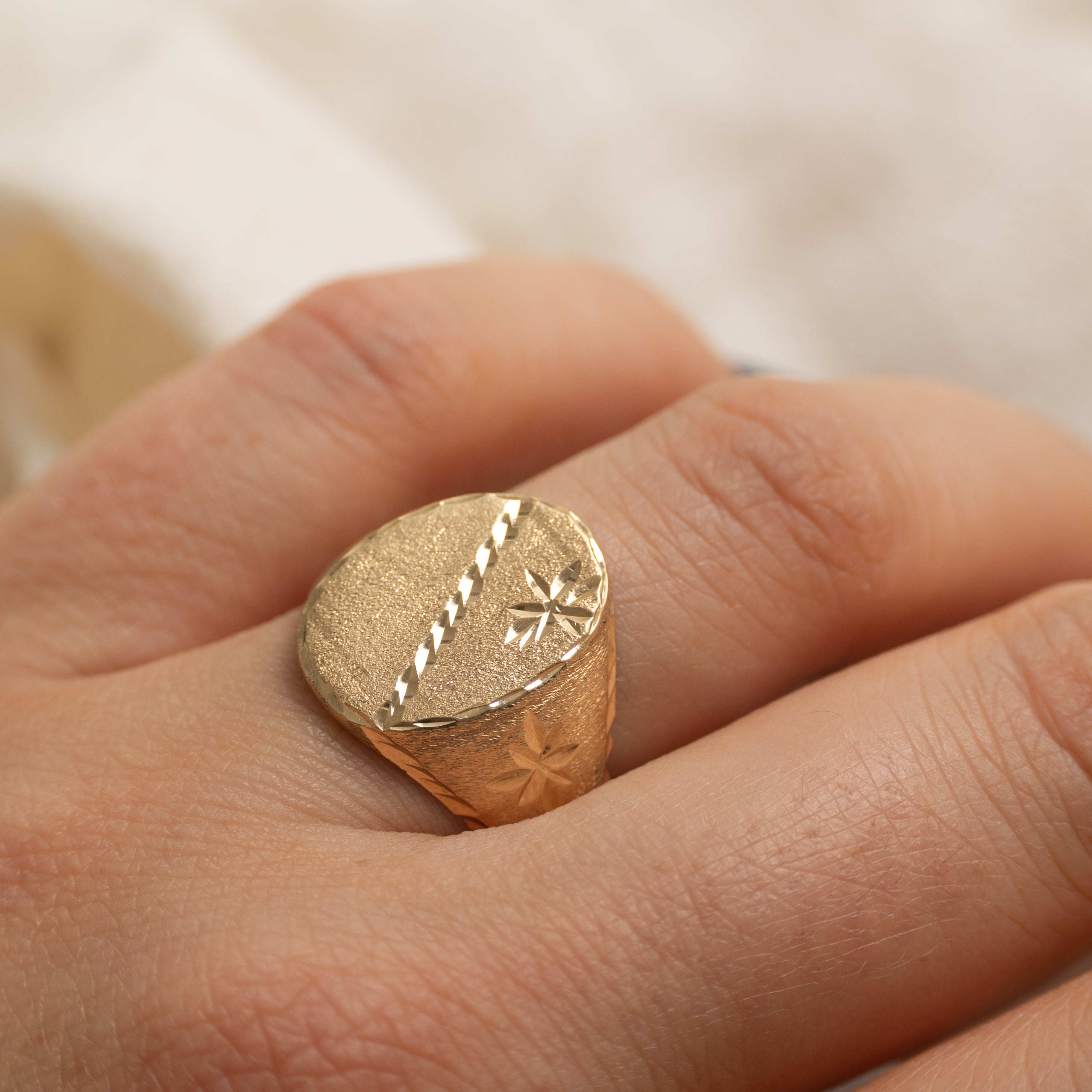 10K Yellow Gold Signet Ring with Star Motif | SZ 8