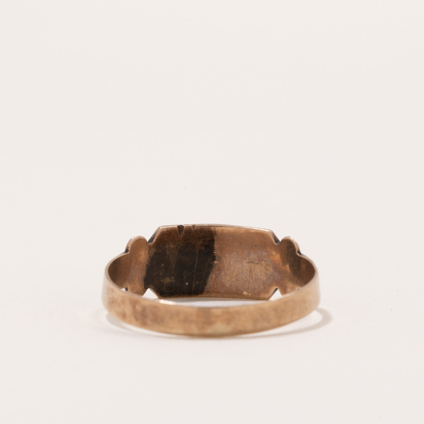 Georgian Garnet & Seed Pearl Ring | 0.15ctw | SZ 9 |