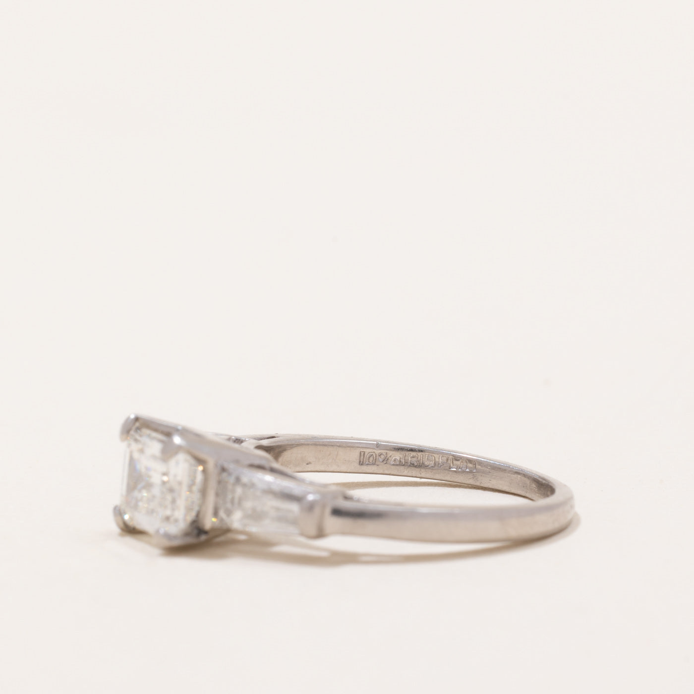 Vintage East-West Diamond Engagement Ring | 0.96ct SI1 H | 0.38ctw | SZ 3.75 |