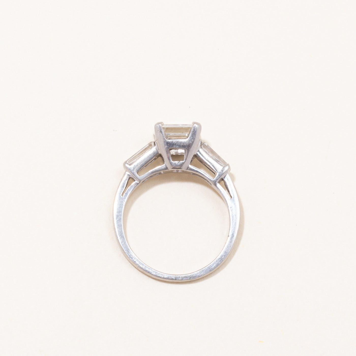 Vintage East-West Diamond Engagement Ring | 0.96ct SI1 H | 0.38ctw | SZ 3.75 |