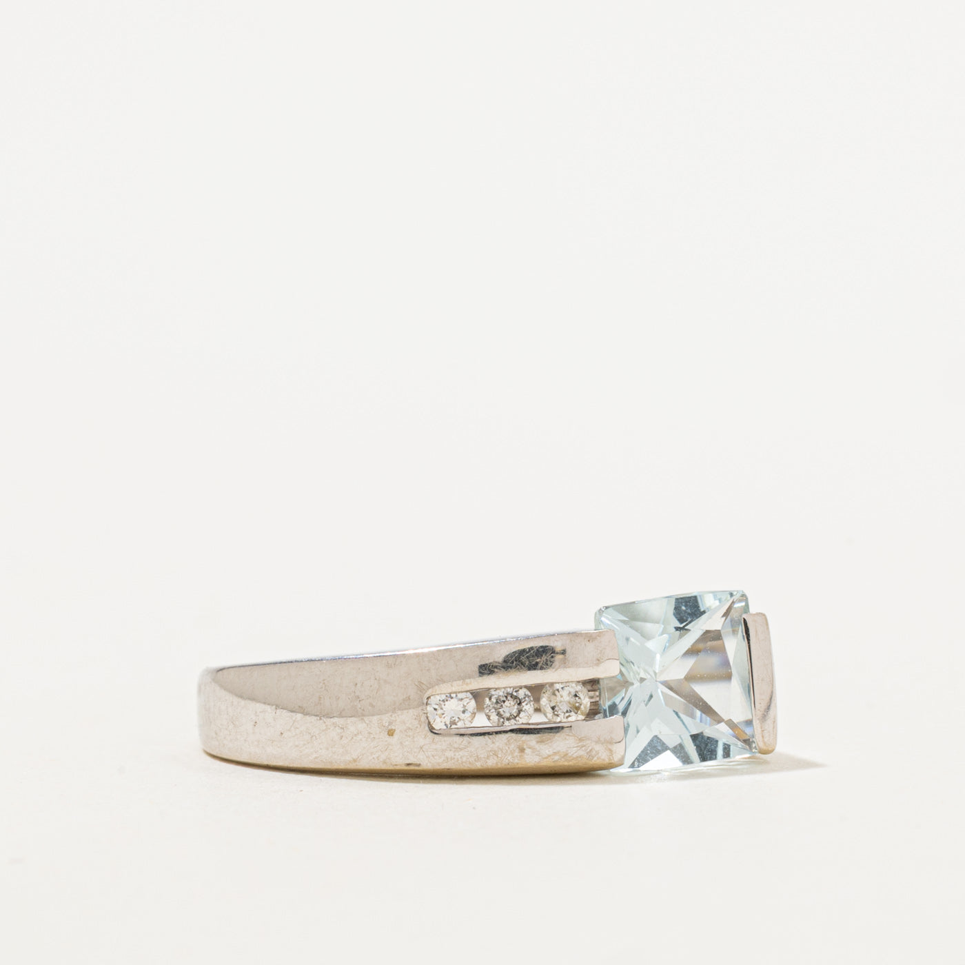 Aquamarine & Diamond Bar Ring | 1.40ct, 0.09ctw | SZ 7.25 |